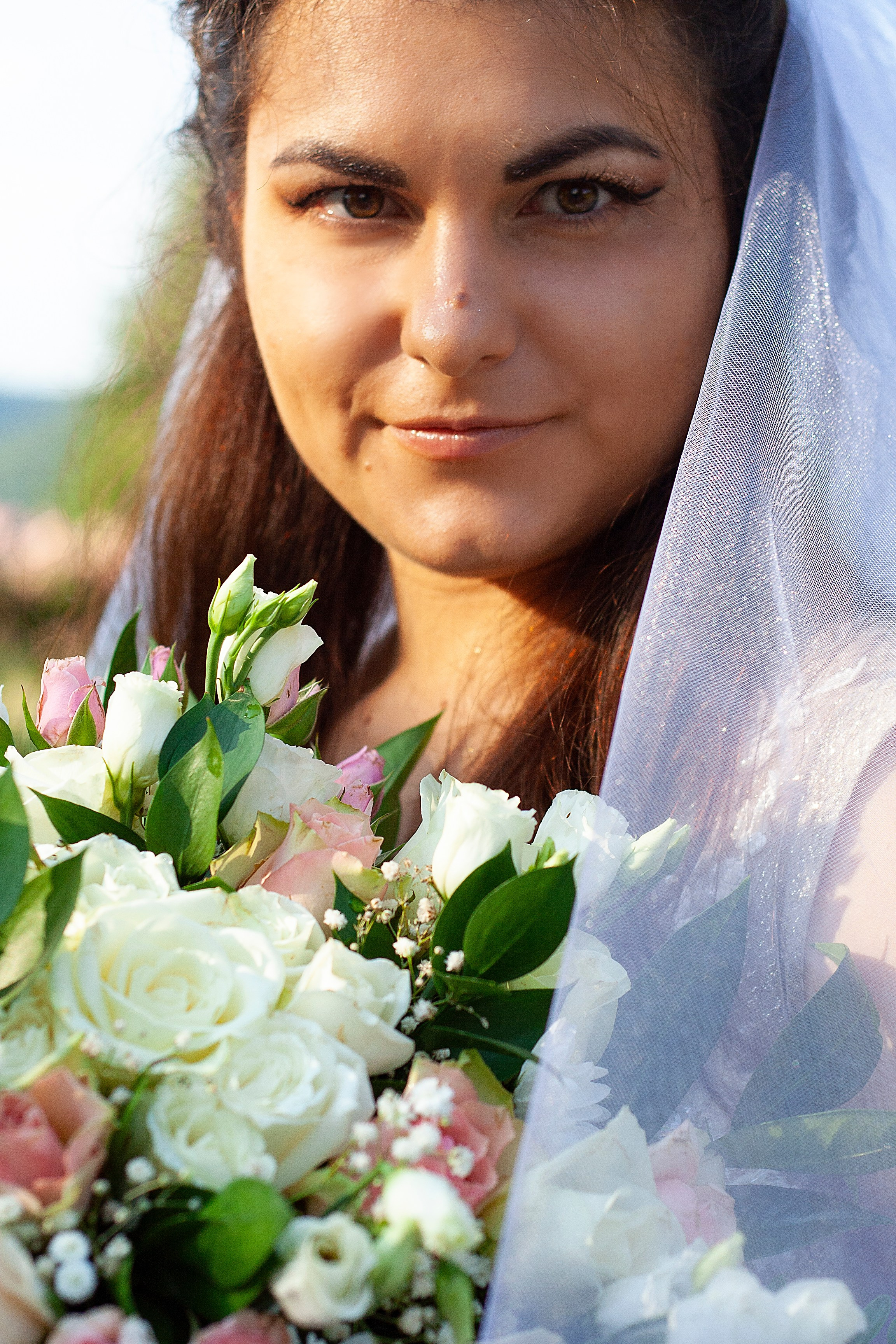 Promenade photo de mariage à Besançon: Julia et Denis. Photographe et graphiste Anastasiia LITVIN - Besançon, France