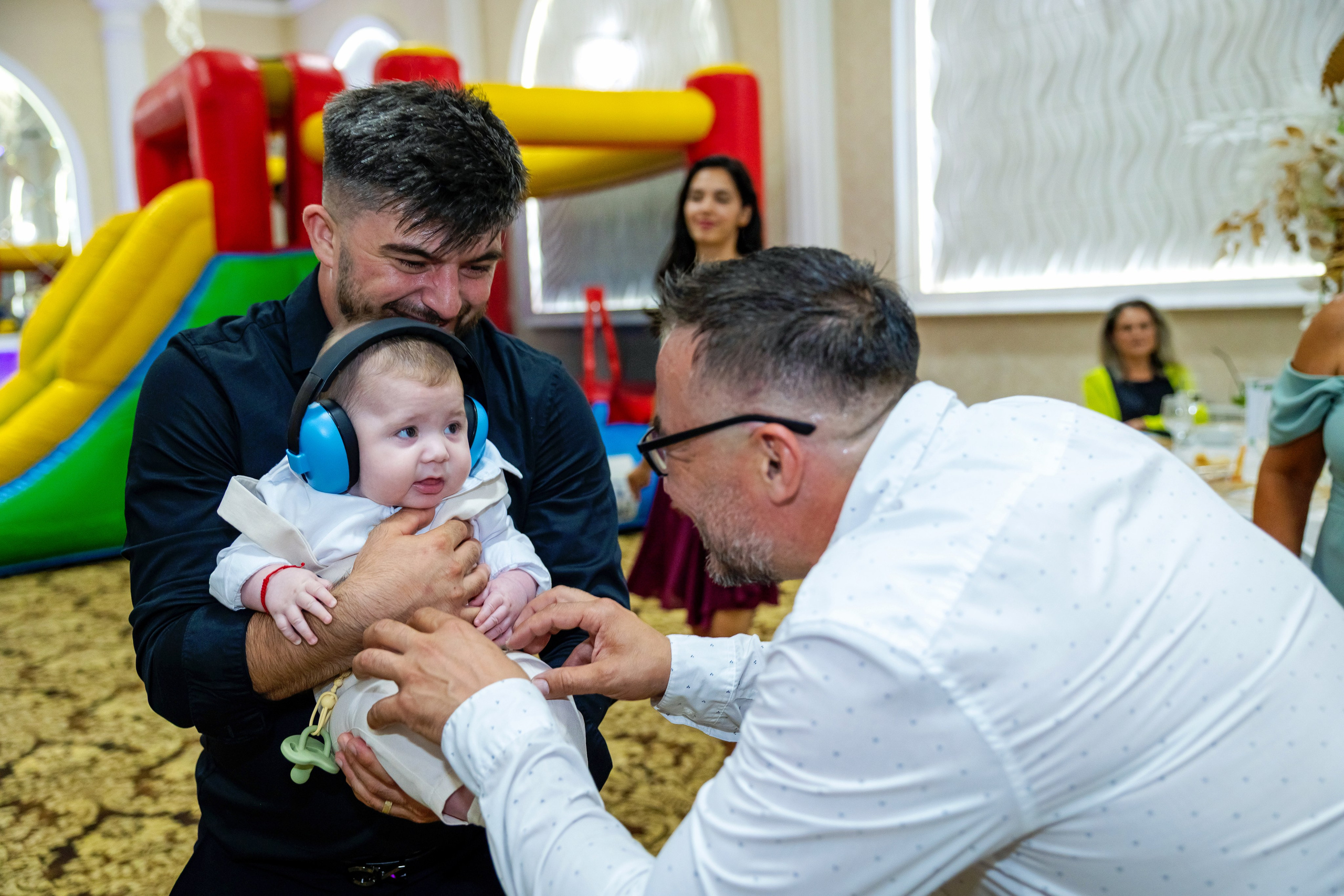 Andrei Damian. Moments By Gub