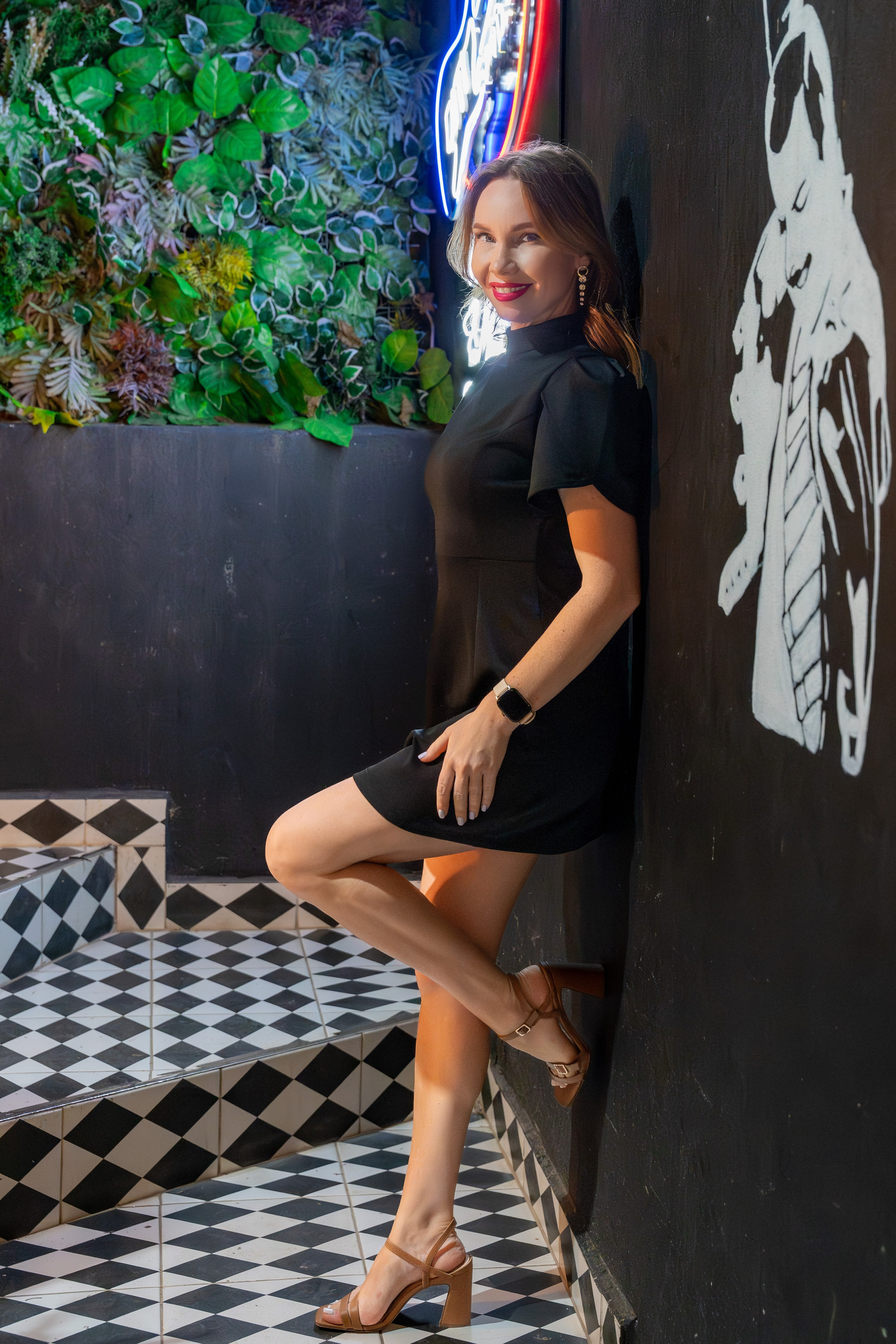 My Friends Pub. UNRATED PHOTO