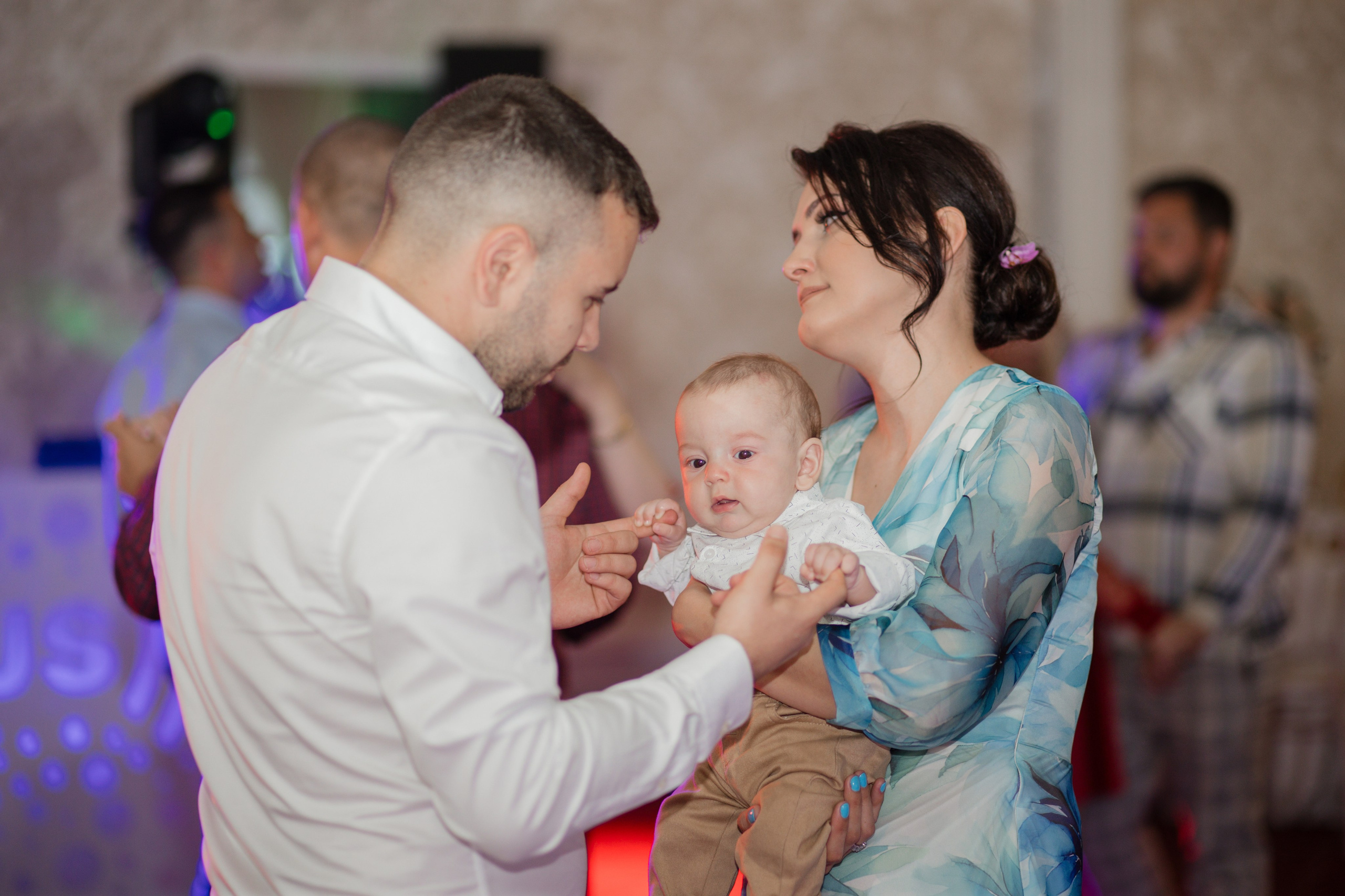 Alexandru-Ioan. Fotograf si videograf — evenimente si studio