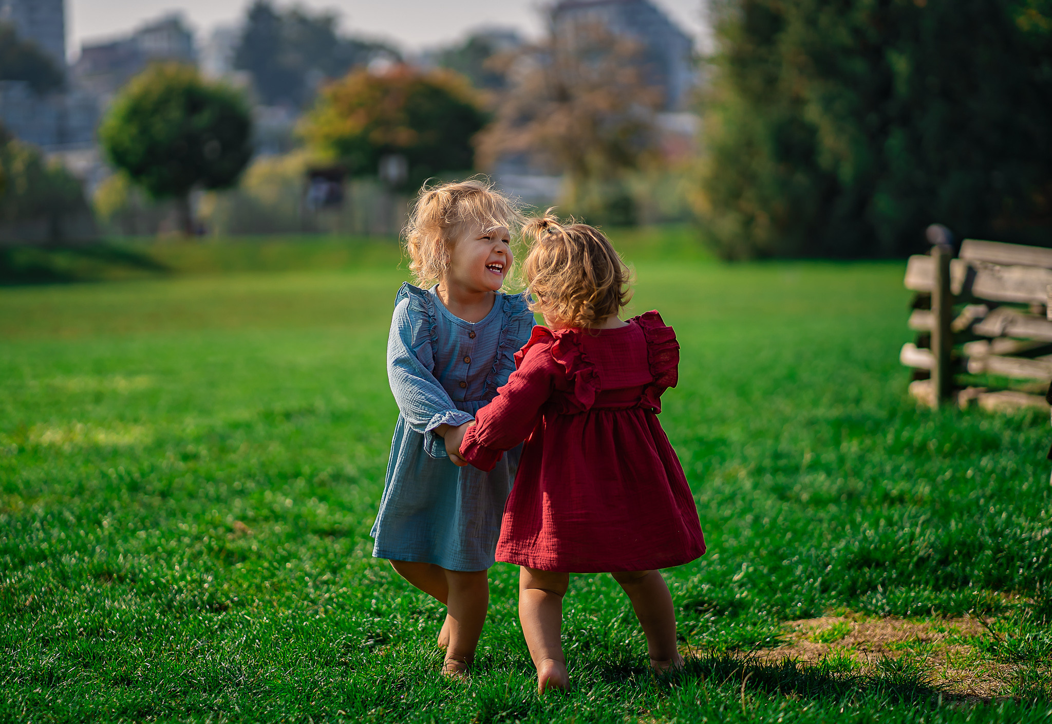 Amelia and Olivia. Vancouver Kids Photographer