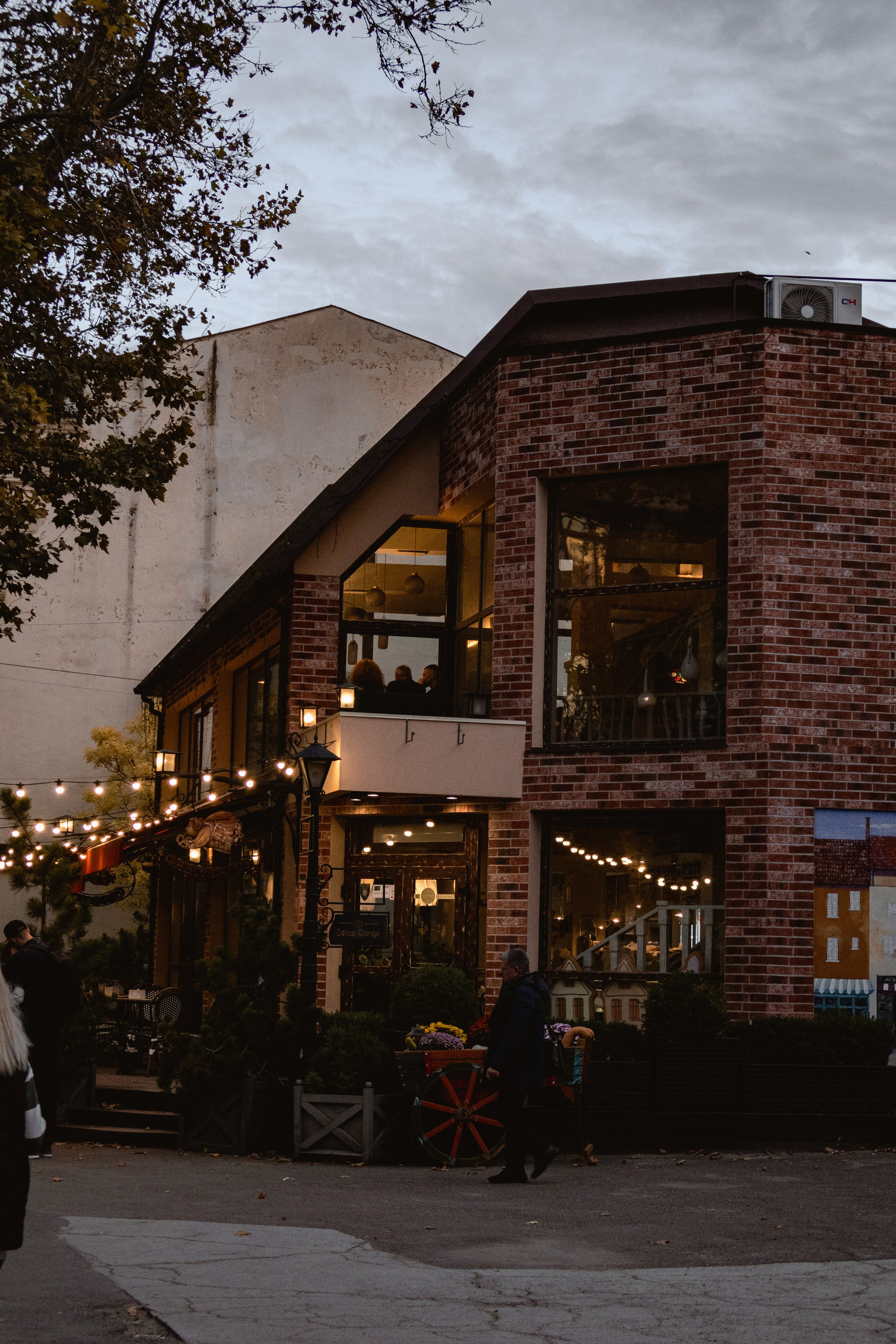 Chișinău. Дизайнер и Фотограф в Кишинёве Бусуйок Станислав