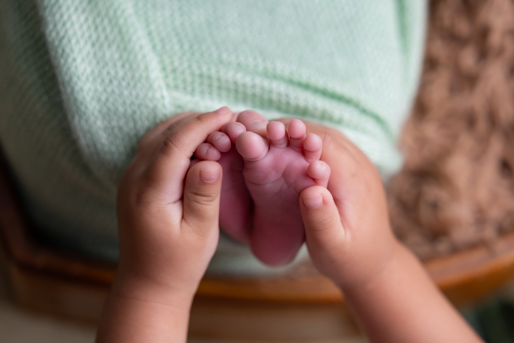 Dante Newborn Photoshoot. Professional family, maternity & newborn photographer in North Charleston, SC, creating timeless portraits