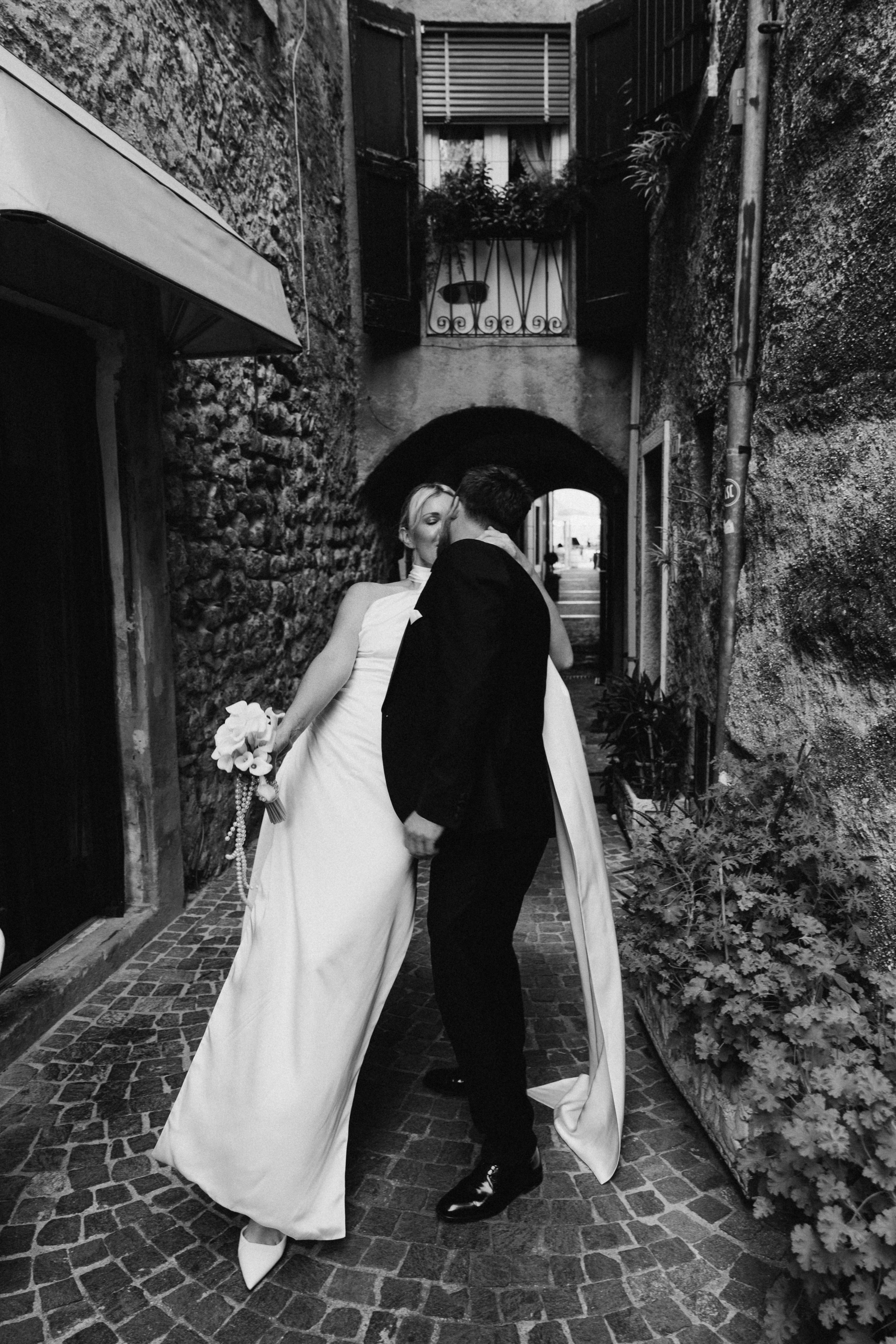 DIANA & ANTON _ LAKE GARDA. PHOTOGRAPHER IN ITALY