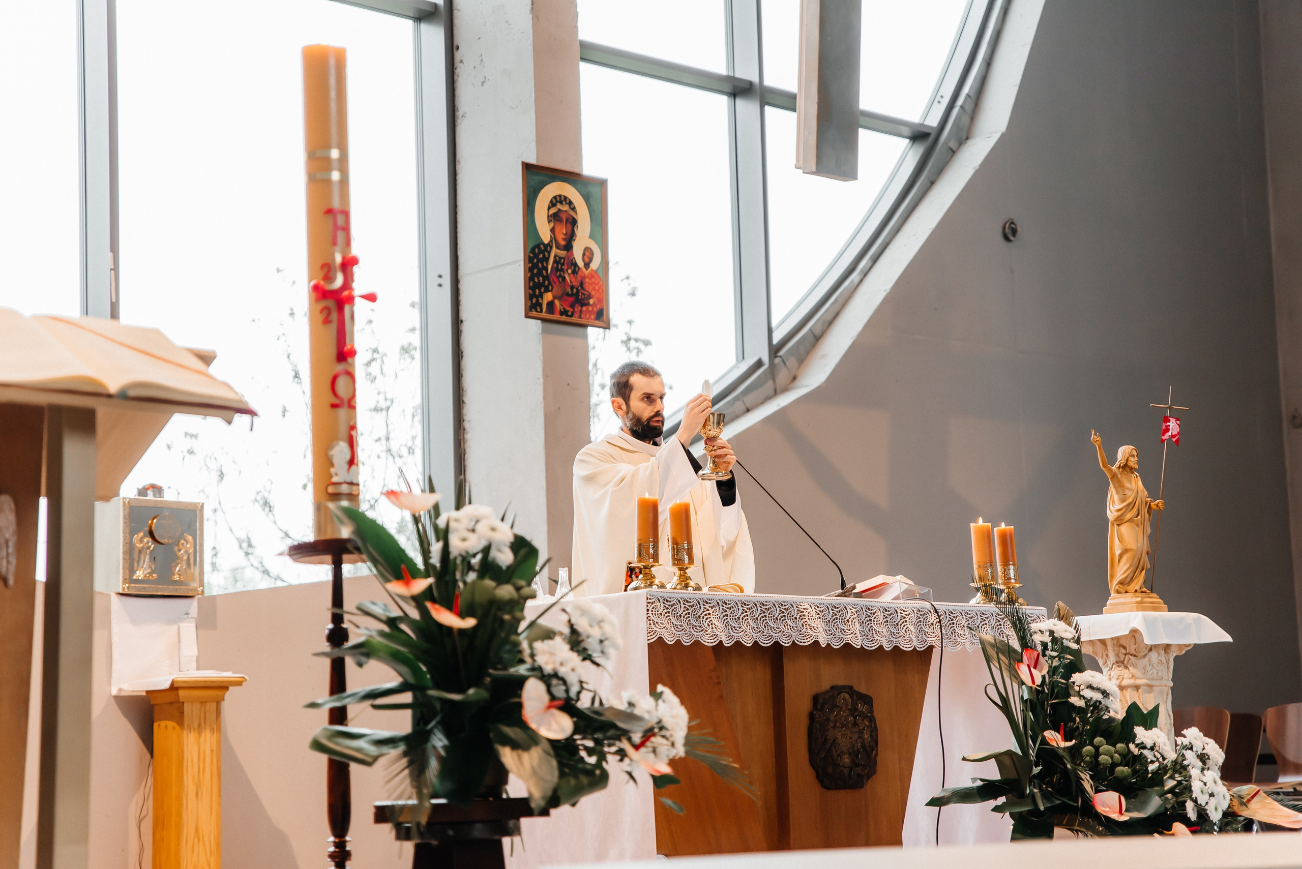 Chrzest Maja. Eugene Save – Fotograf Ślubny i Rodzinny | Warszawa i Cała Polska