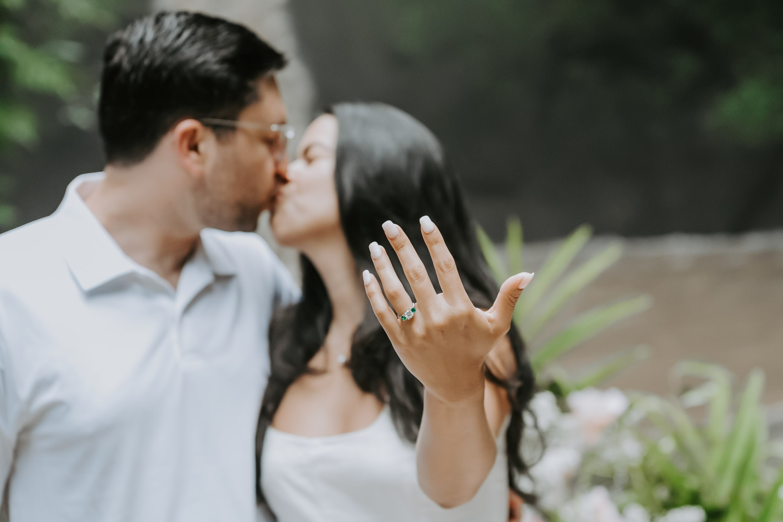 Marriage Proposal. Female Photographer in Bali
