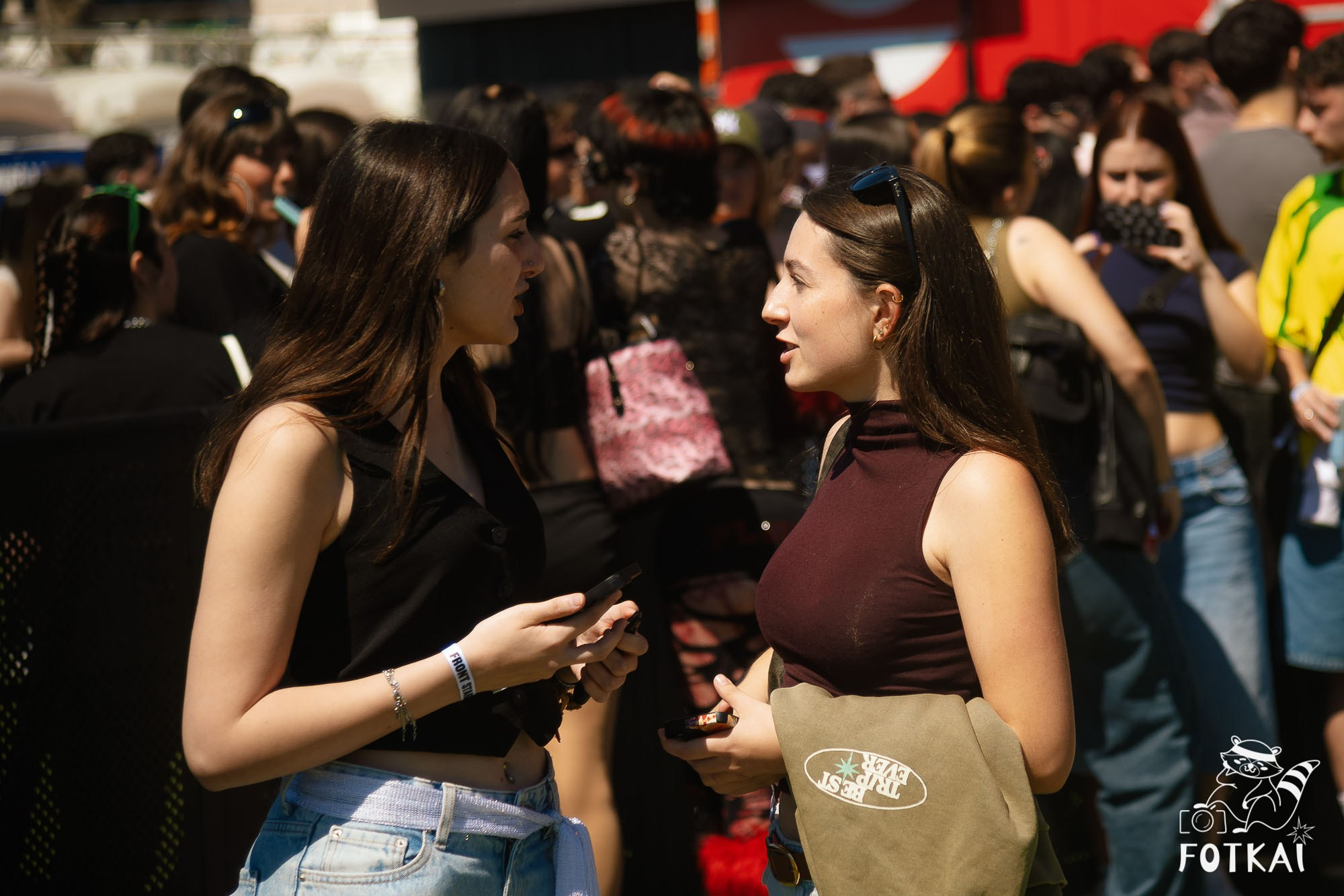 Costa Sonora 2026 Alicante Day 1 Photos — Find Yourself, Friends and Festival Crowd | FOTKAI