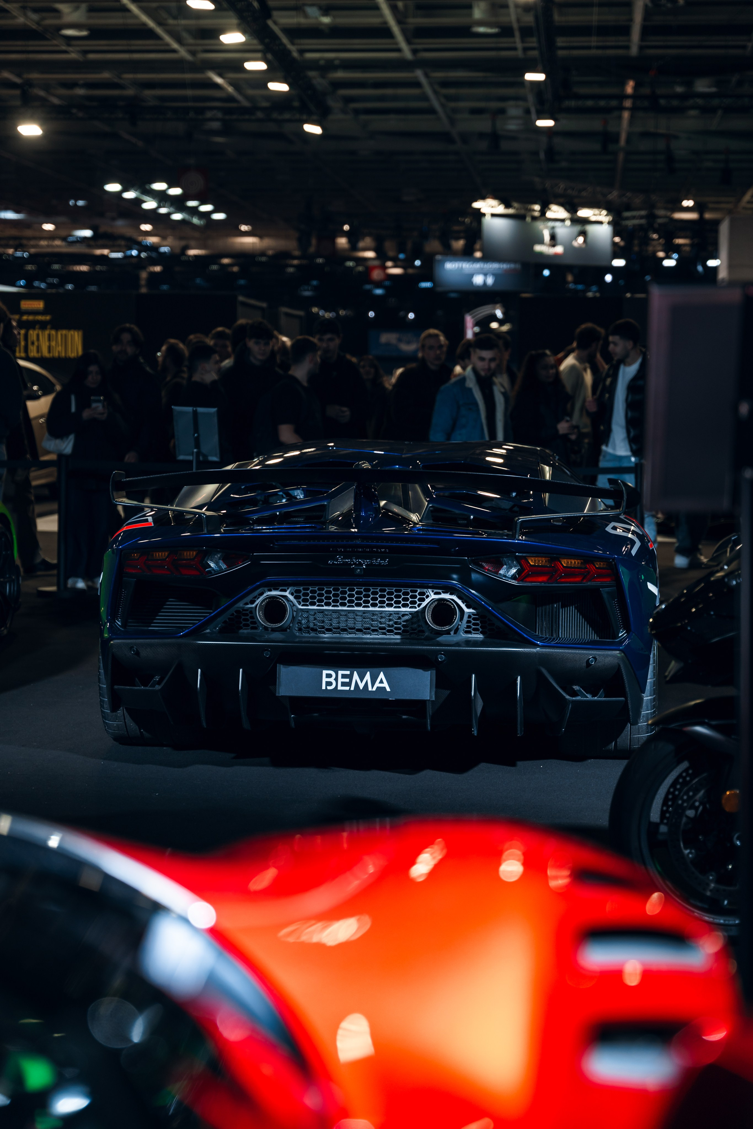 Retromobile 2026. Photographe de voitures à Paris — Vitalii Motruk