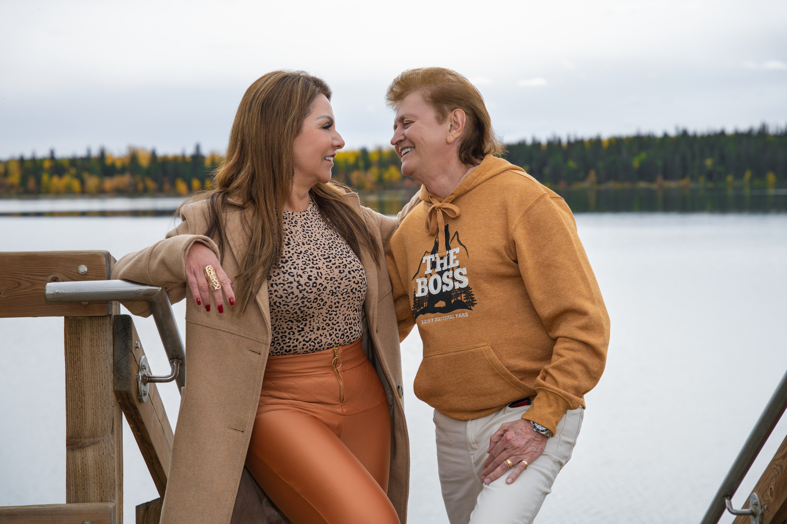 Ariana’s Family. Carlos Lima Photography — Photographer in Calgary