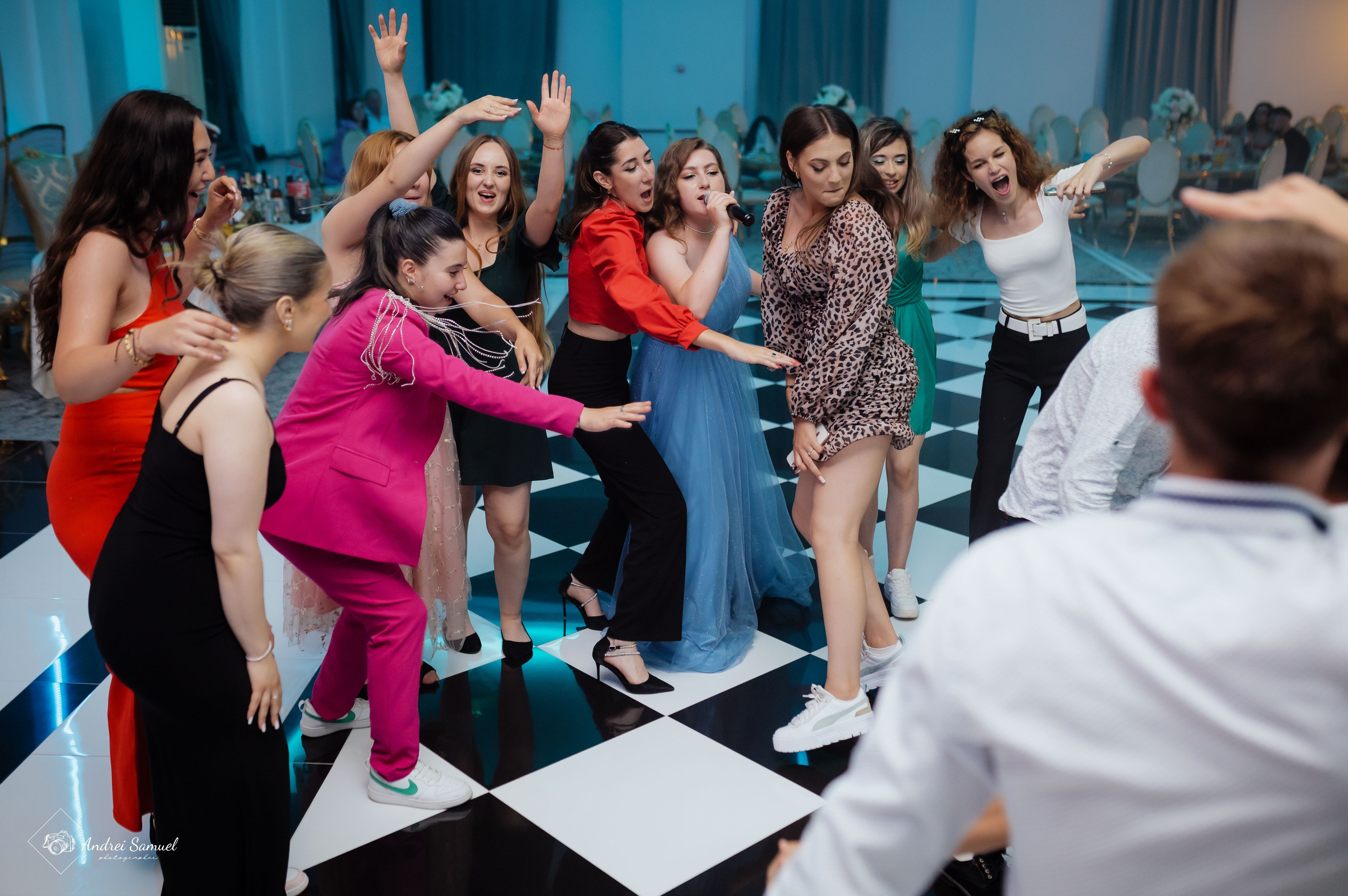 Majorat Paula. Andrei Samuel – Fotograf București | Evenimente, Studio, Imobiliare, Produs