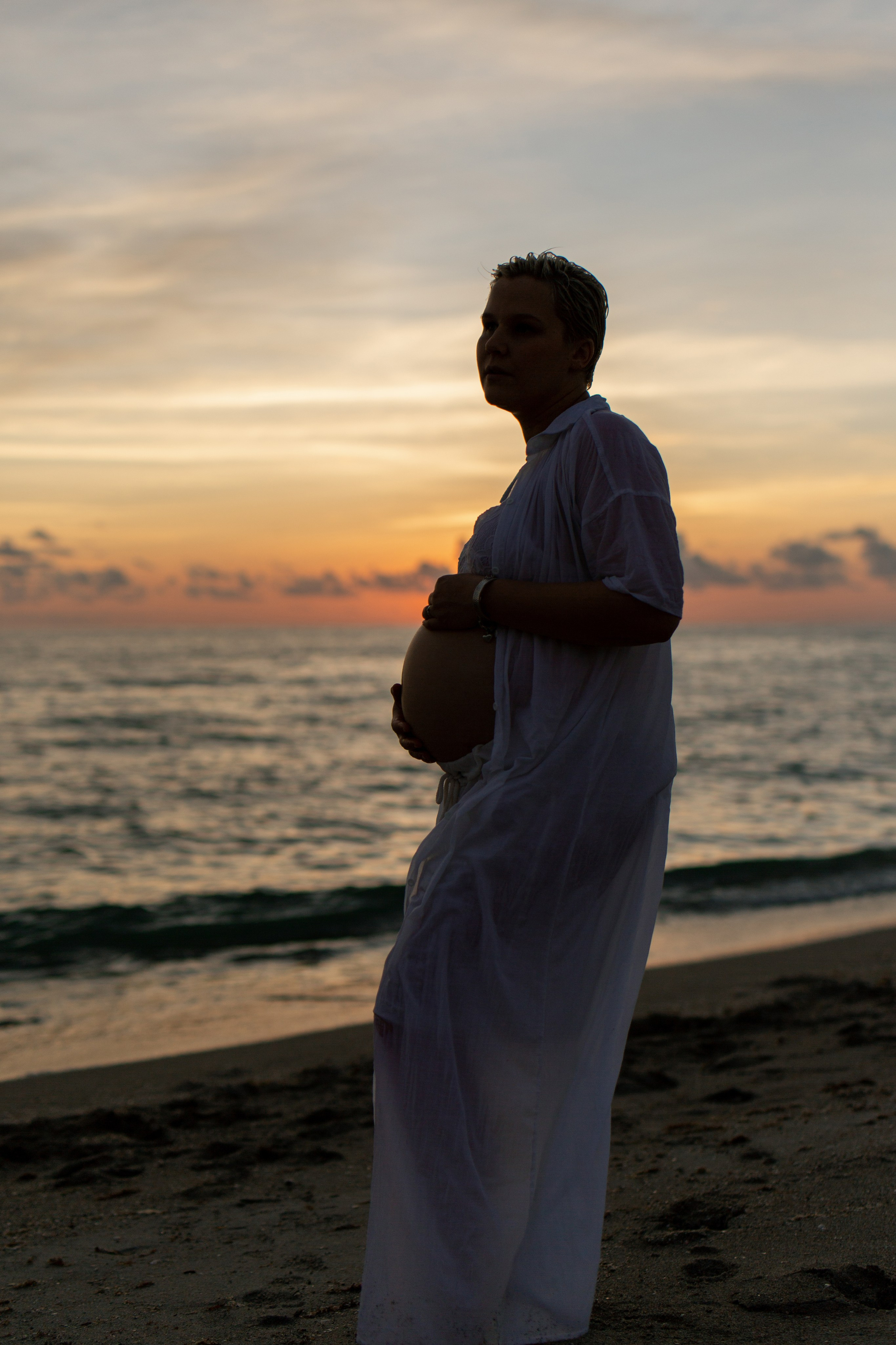 Asya. Ocean. Photographer Vladmir Gladkov