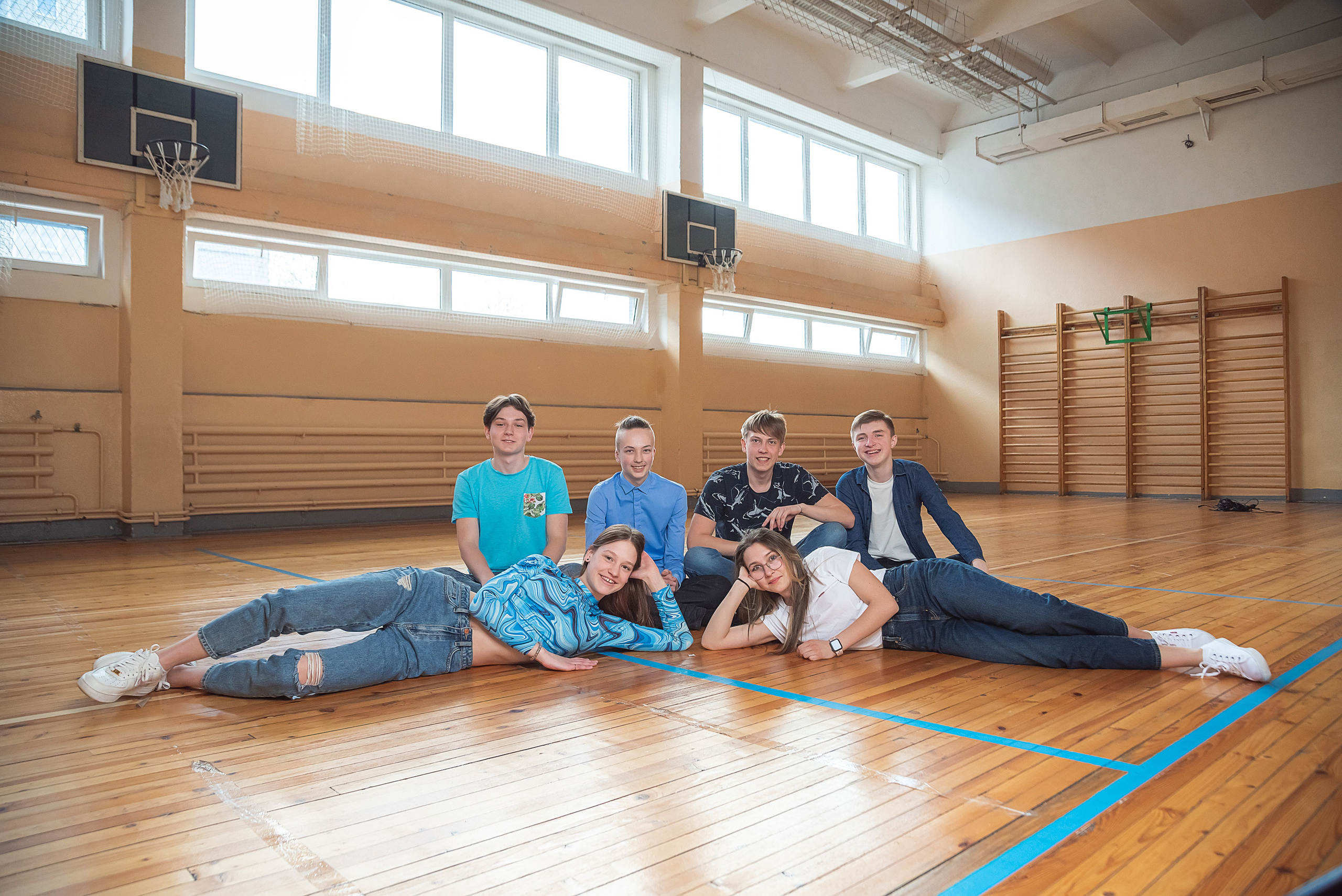 95. Vidusskola, 9 Klase. Fotogrāfs Rīgā. Gīmenes, individuālās un dažādu produktu fotosesijas