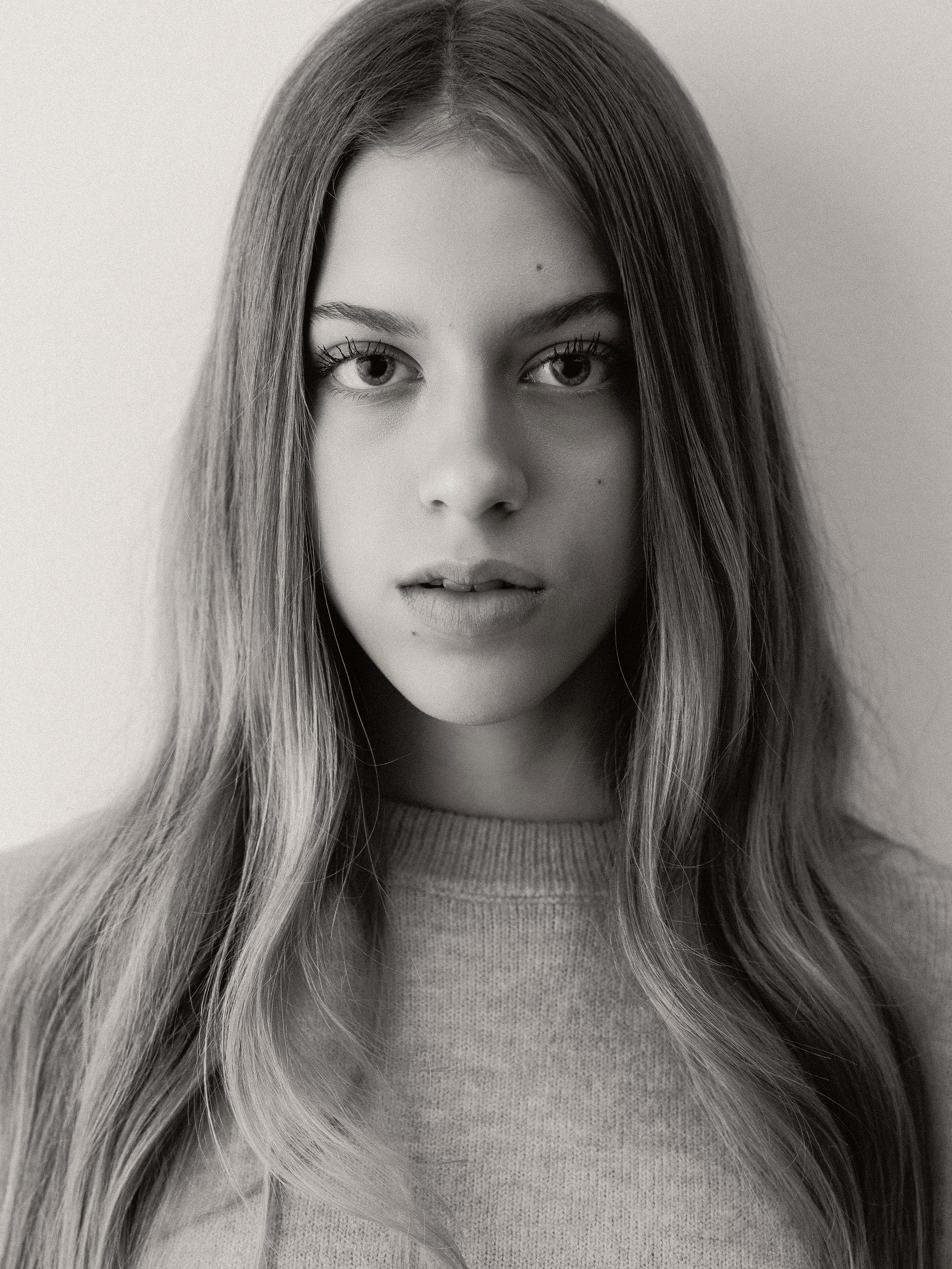 Darina. Evgeniya Naydenova — Brand & Portrait Photographer | Sofia, Europe