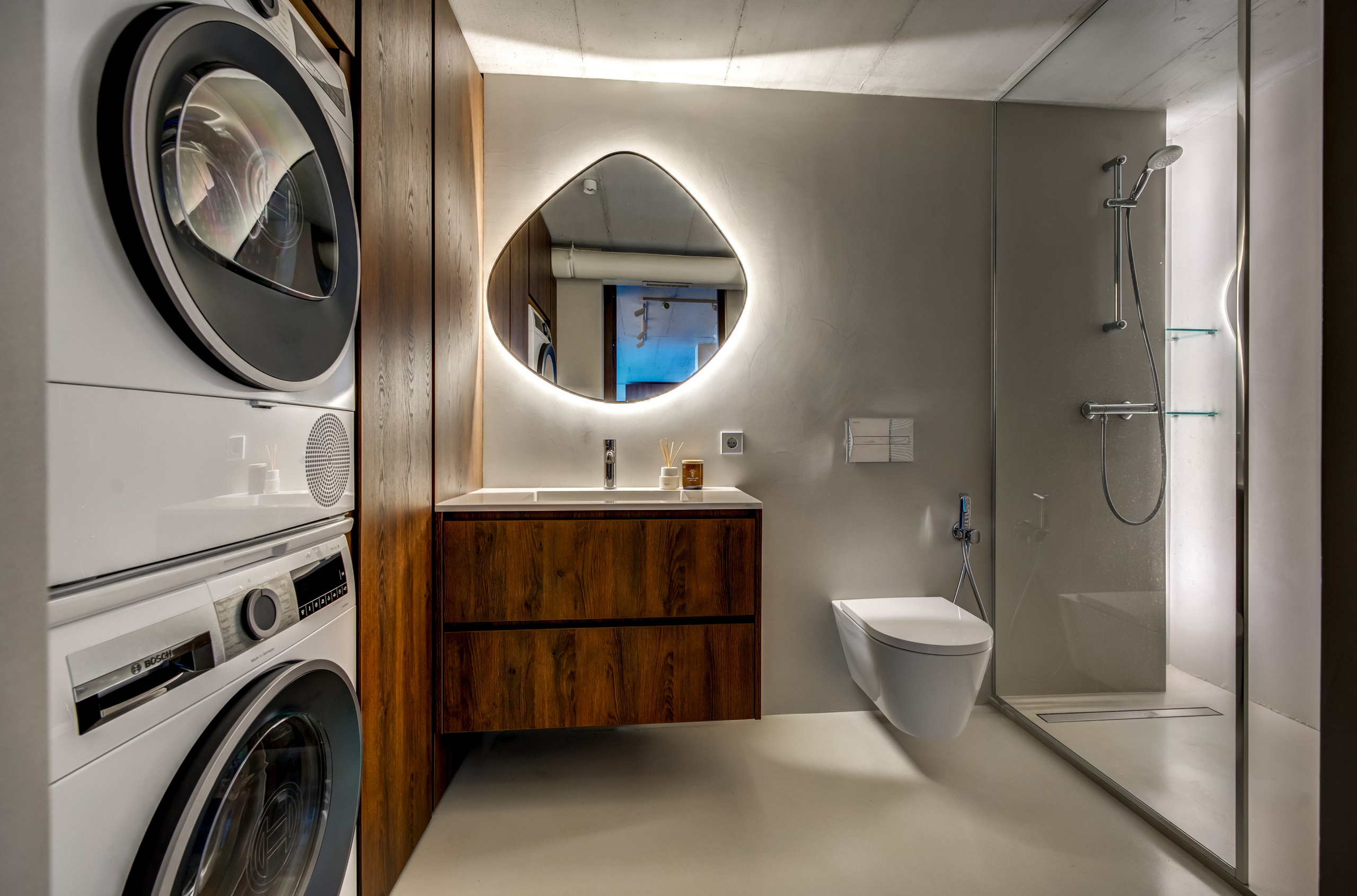 Kauno g. 32B. Elina Sapiega fotografė Vilniuje