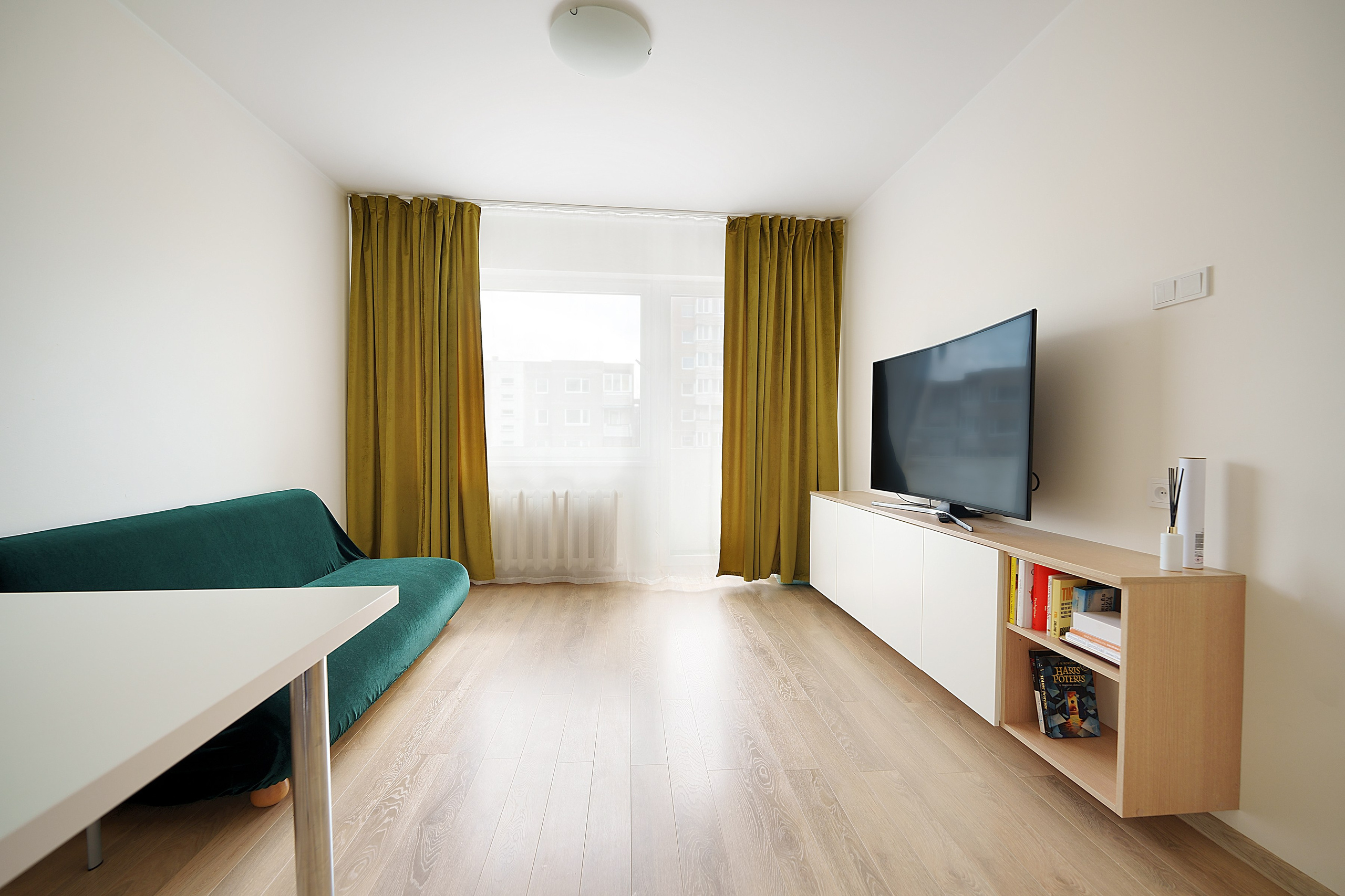 Stanevičiaus g. 64. Elina Sapiega fotografė Vilniuje