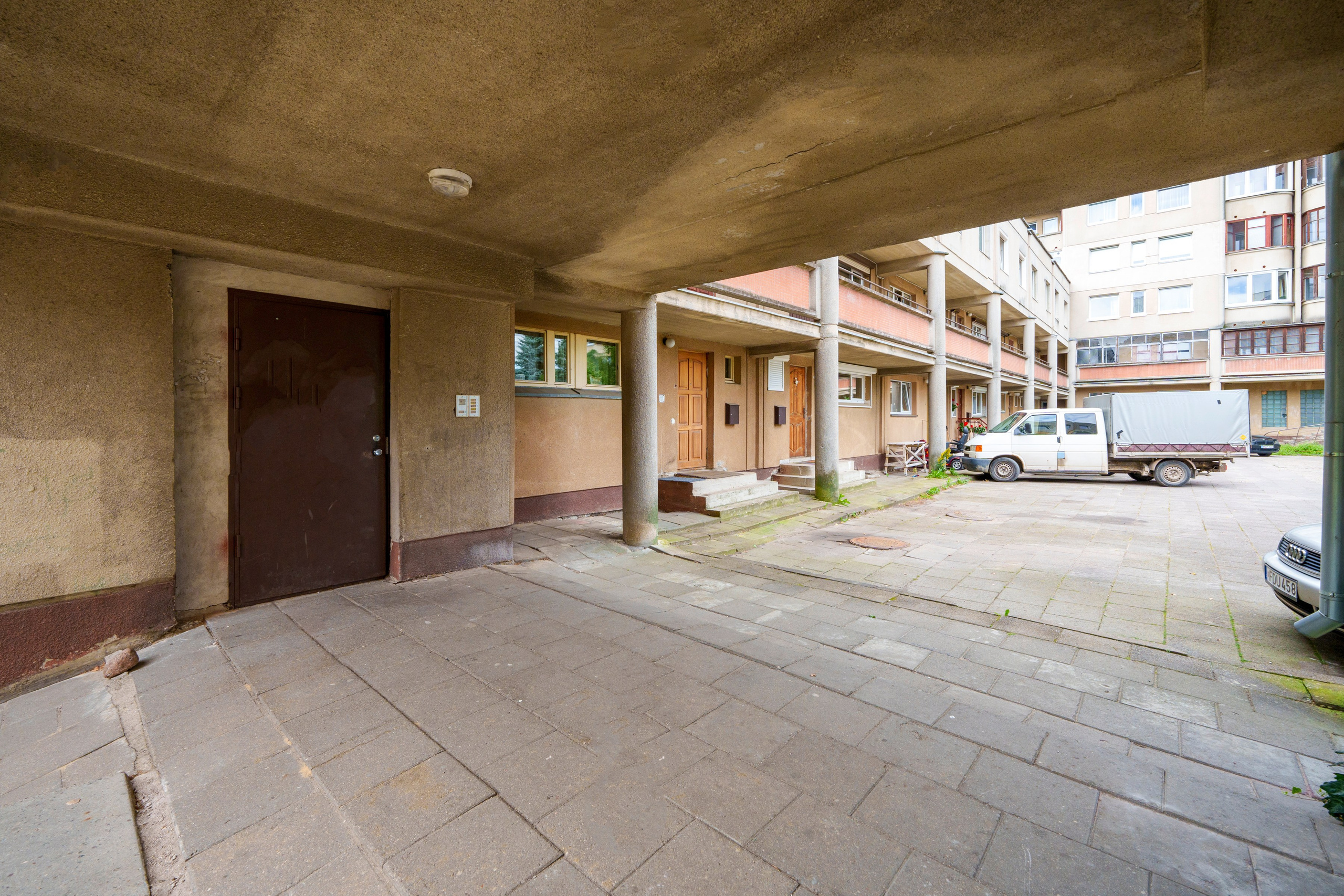 Pašilaičių 18, Vilnius. Elina Sapiega fotografė Vilniuje