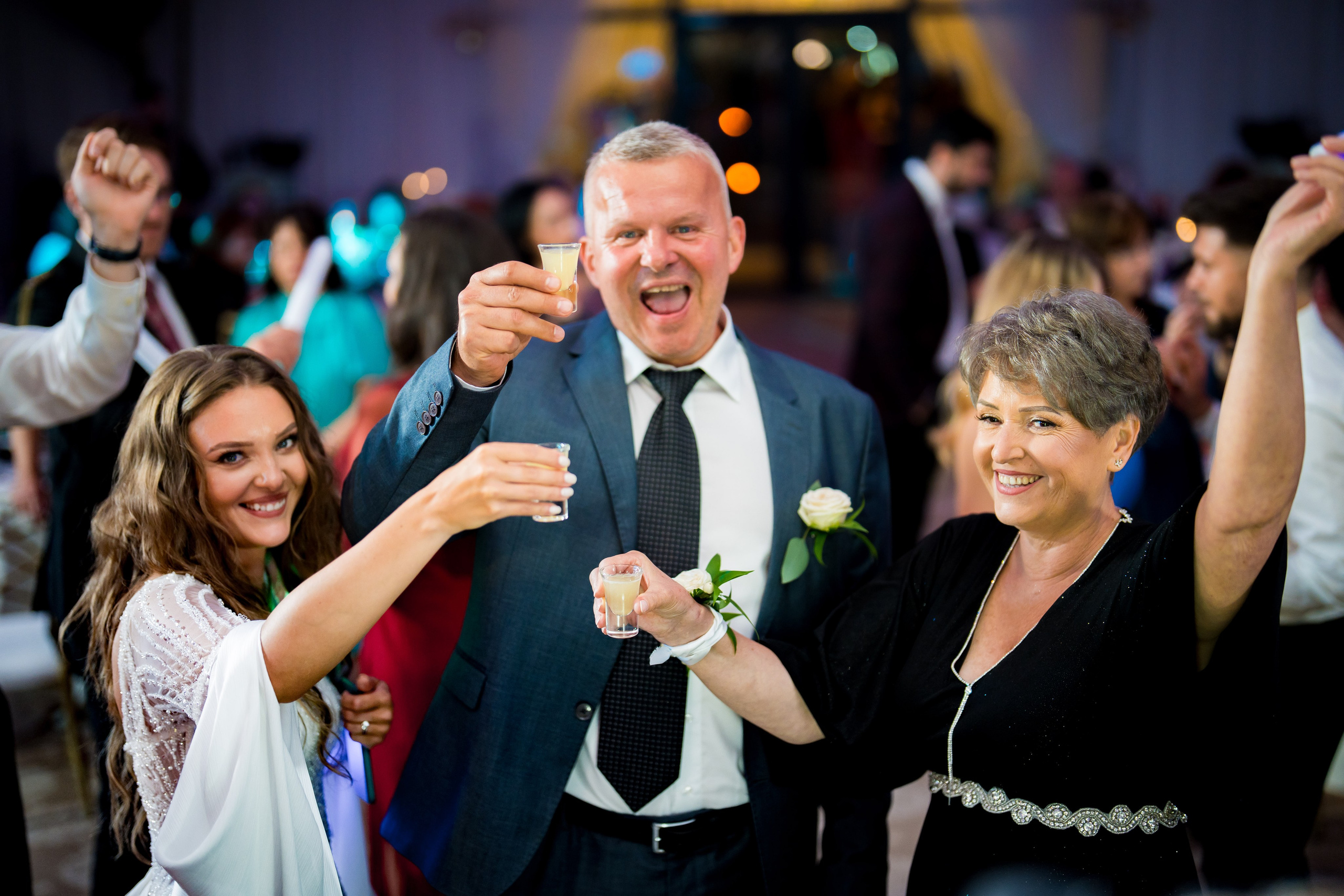 PARTY. Gabriel Florea — Fotograf nuntă București