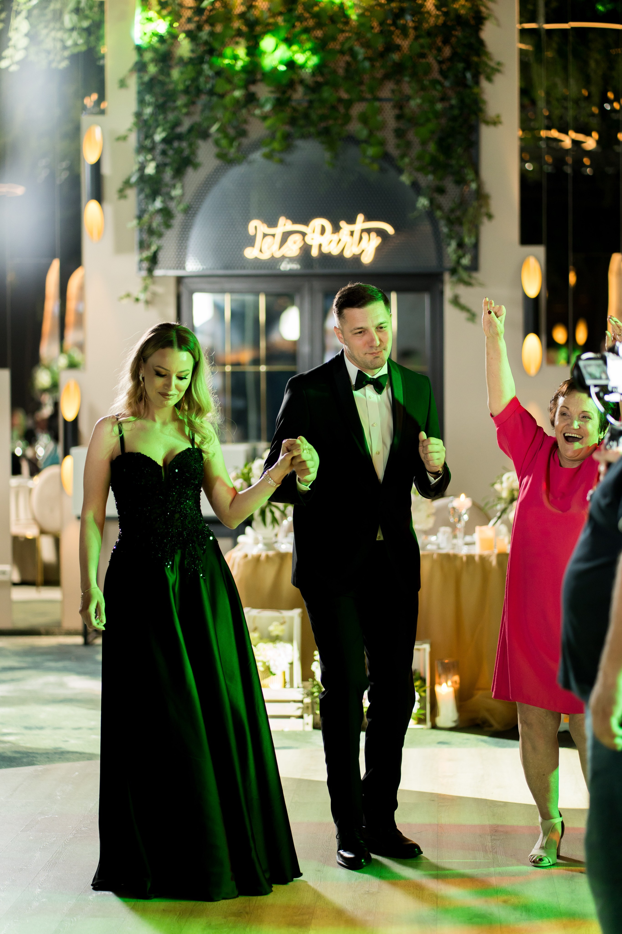 PARTY. Gabriel Florea — Fotograf nuntă București