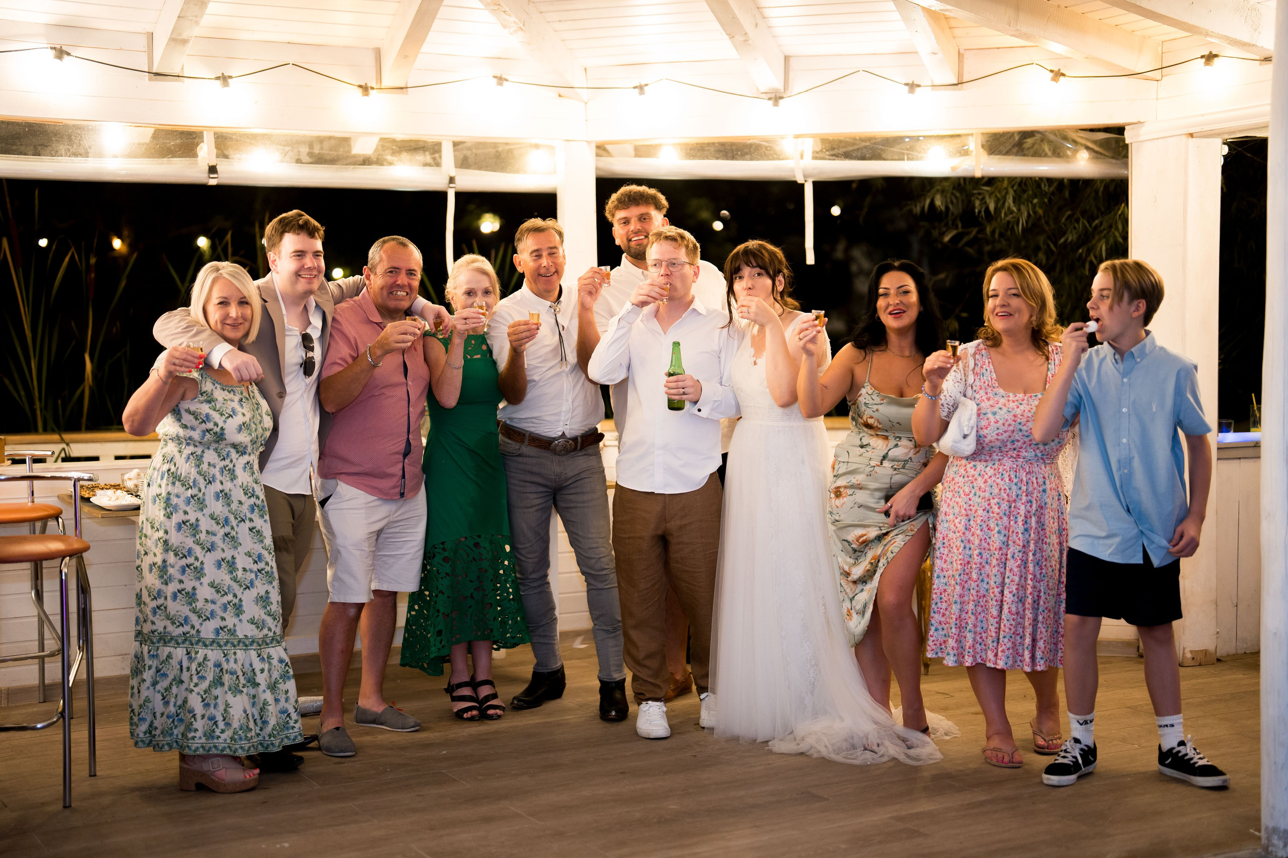 PARTY. Gabriel Florea — Fotograf nuntă București