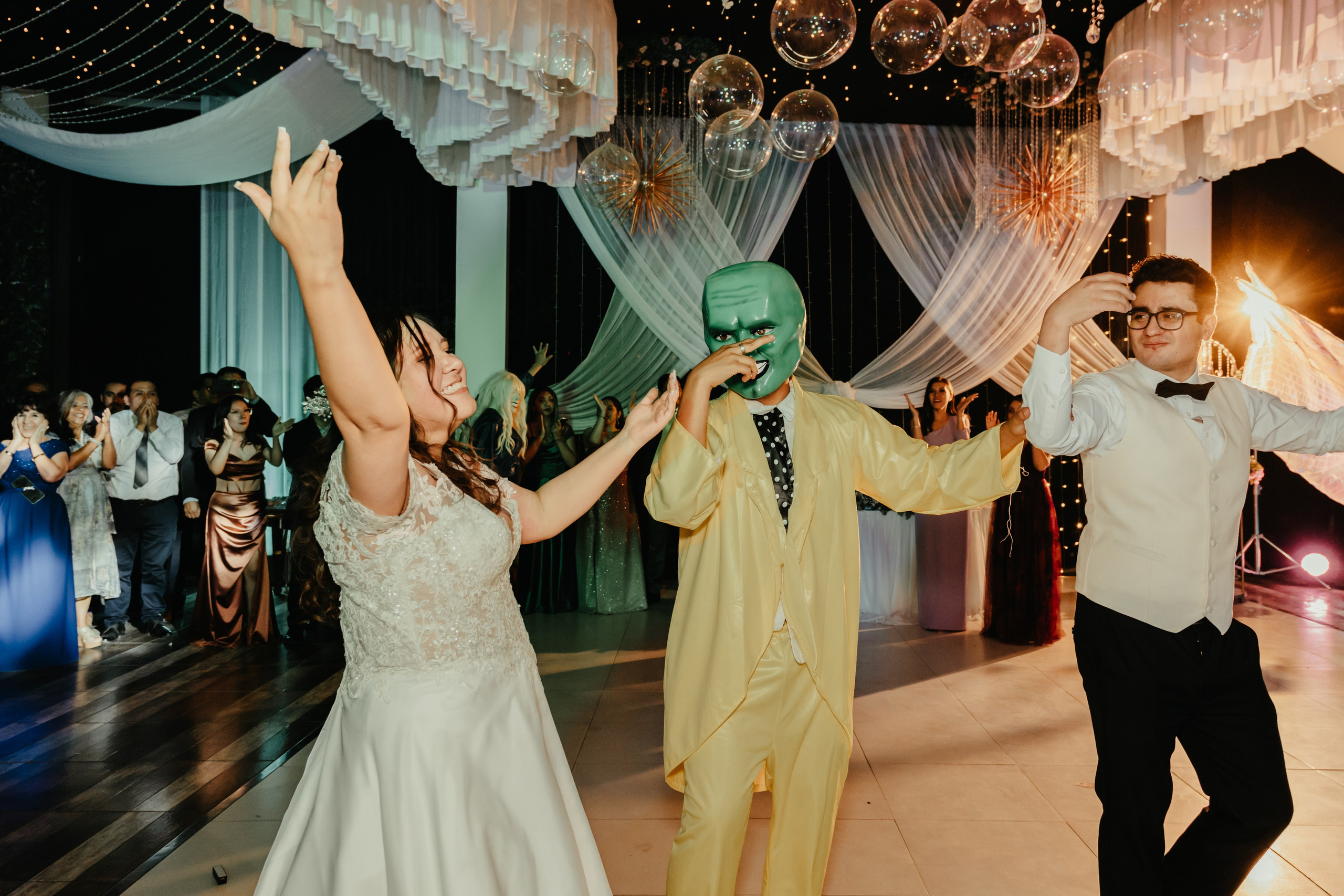 VANIA + LUIS BODA CIVIL. Studio KVTA | Fotografía y Video de Bodas en Arequipa