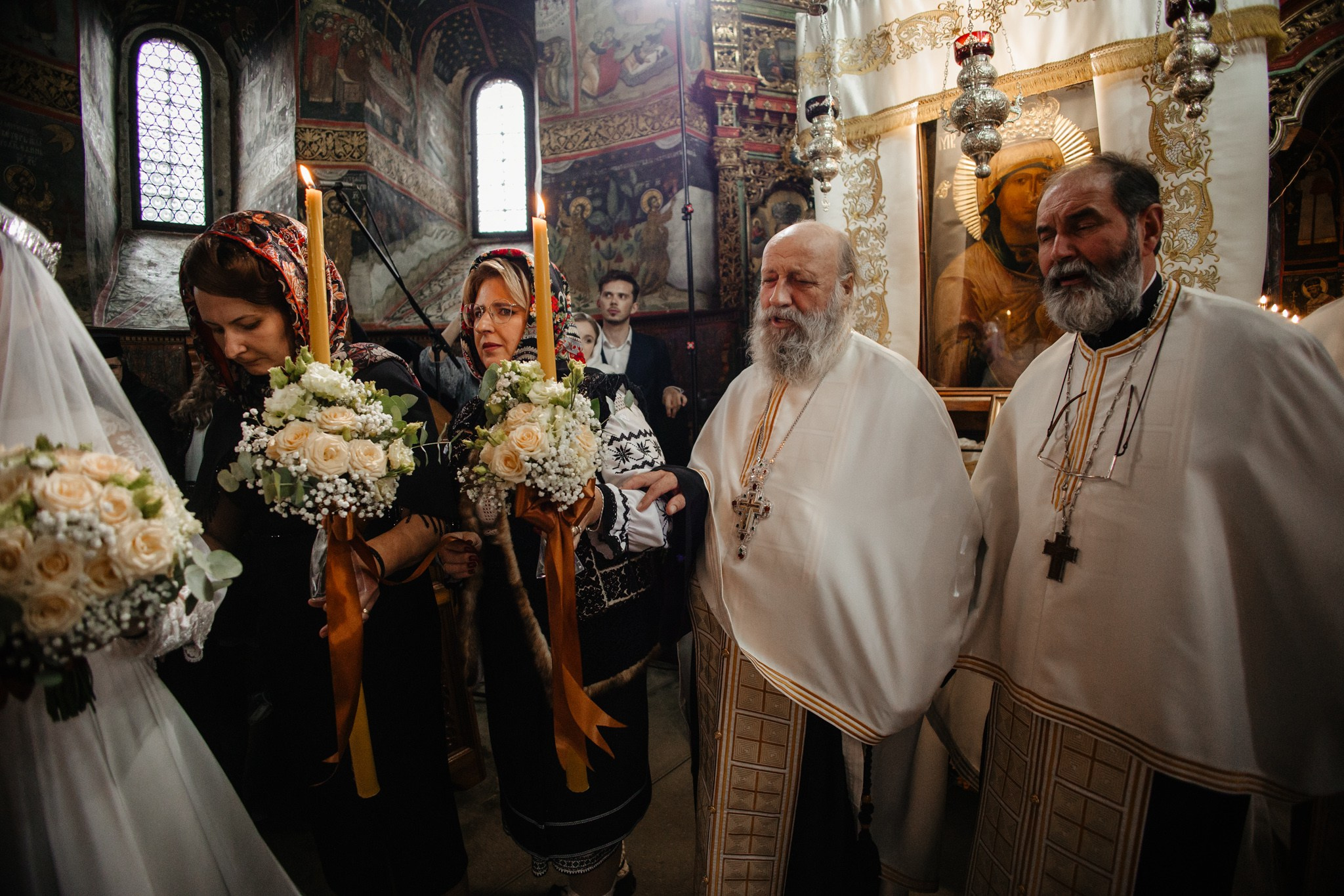 Nunta de Poveste la Sucevița: Cristi și Andreea. Servicii foto-video profesionale, pentru momente de neuitat