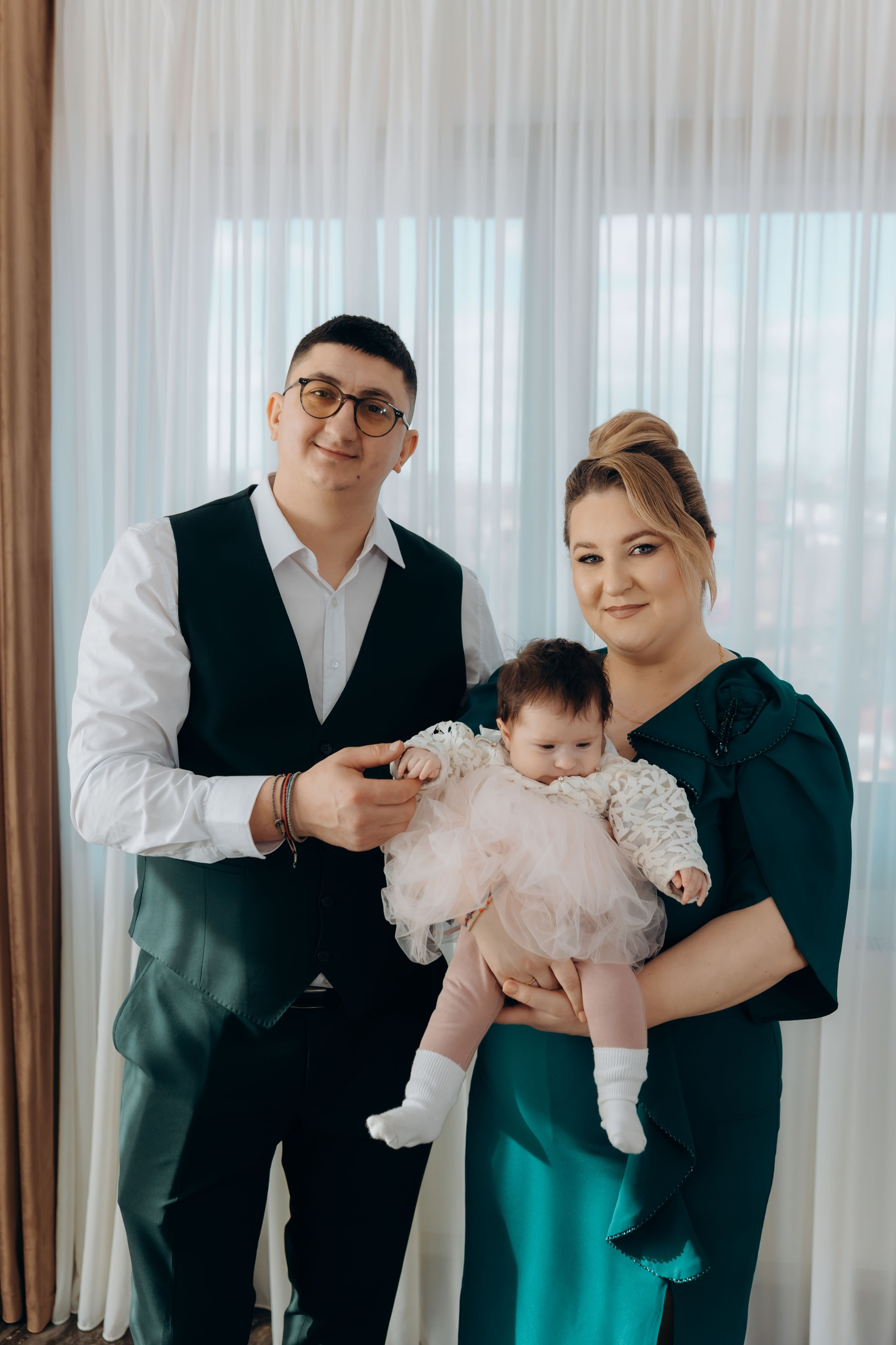 Povestea voastră, regizată de noi |Cristi Turculet Videograf Nuntă Suceava | wedding highlight. Servicii foto-video profesionale, pentru momente de neuitat