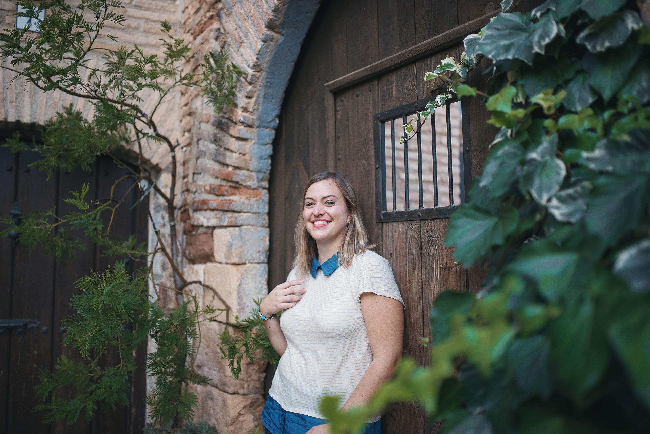 Reportaje de preboda en Alquezar de Clara y Nacho, fotografos Pirineos. PIXLOVE - Fotógrafos de bodas Huesca Pirineos Zaragoza