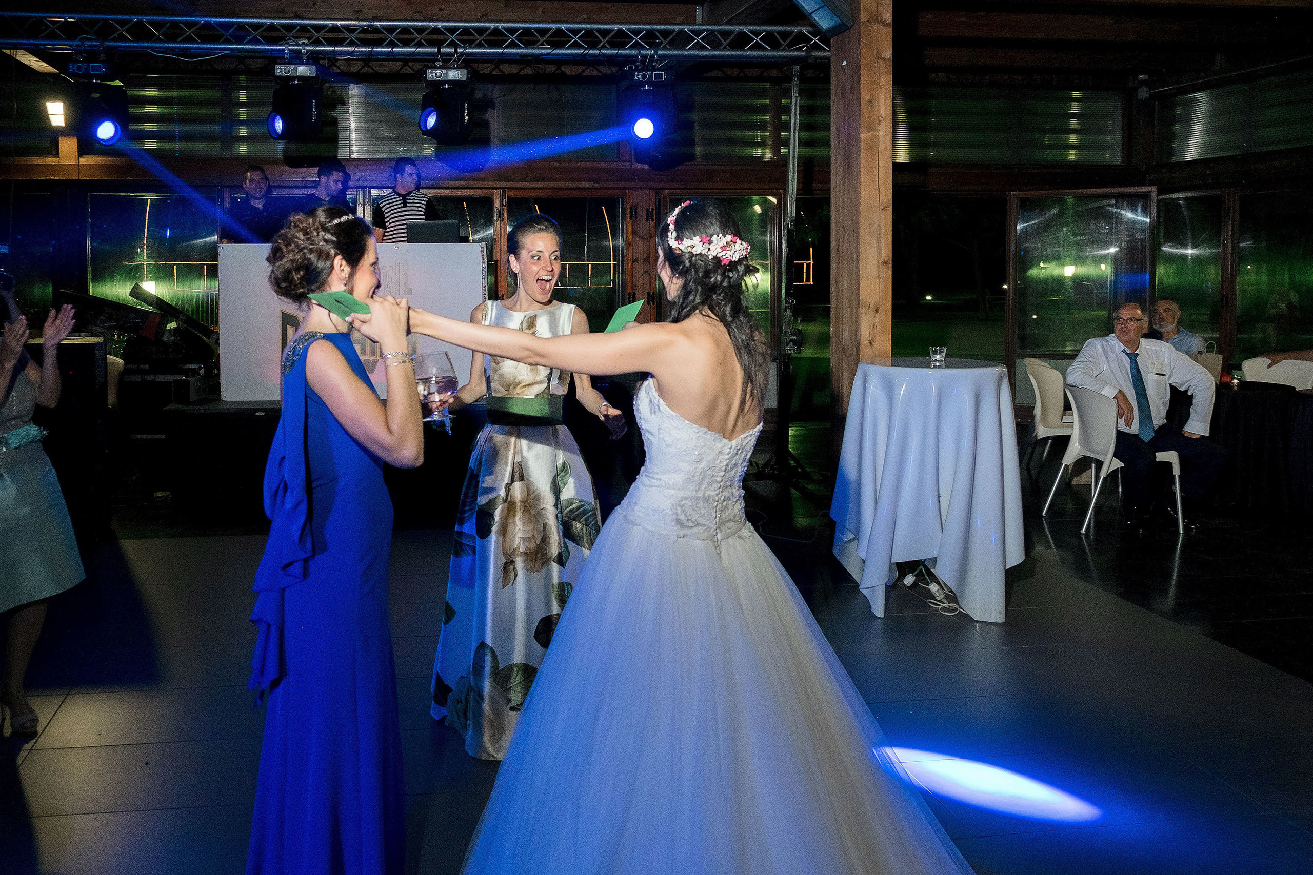 Boda Finca Sansui Zaragoza - Marta &J orge - Iglesia de Santa Isabel. PIXLOVE - Fotógrafos de bodas Huesca Pirineos Zaragoza