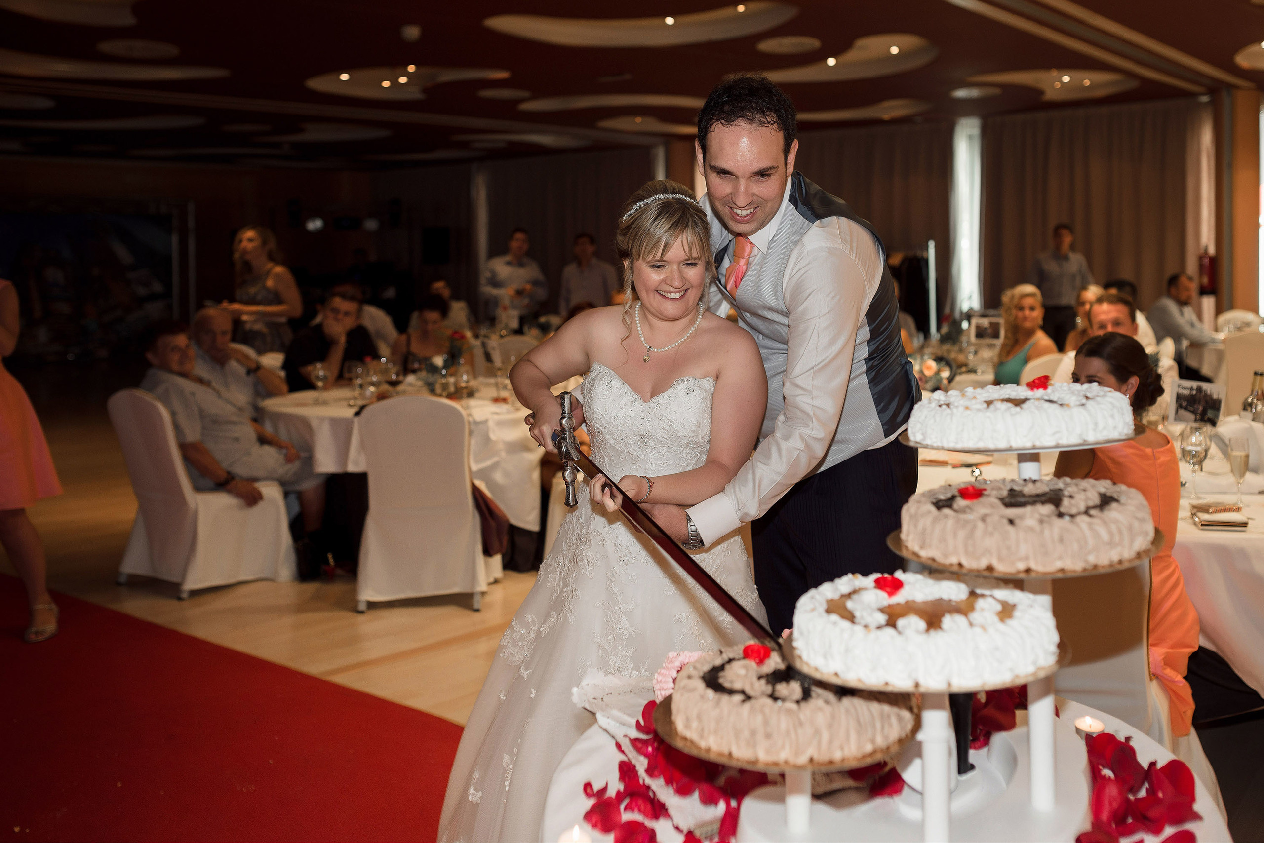 Boda Catedral Huesca - Abba Hotel - Hannah & Sergio. PIXLOVE - Fotógrafos de bodas Huesca Pirineos Zaragoza
