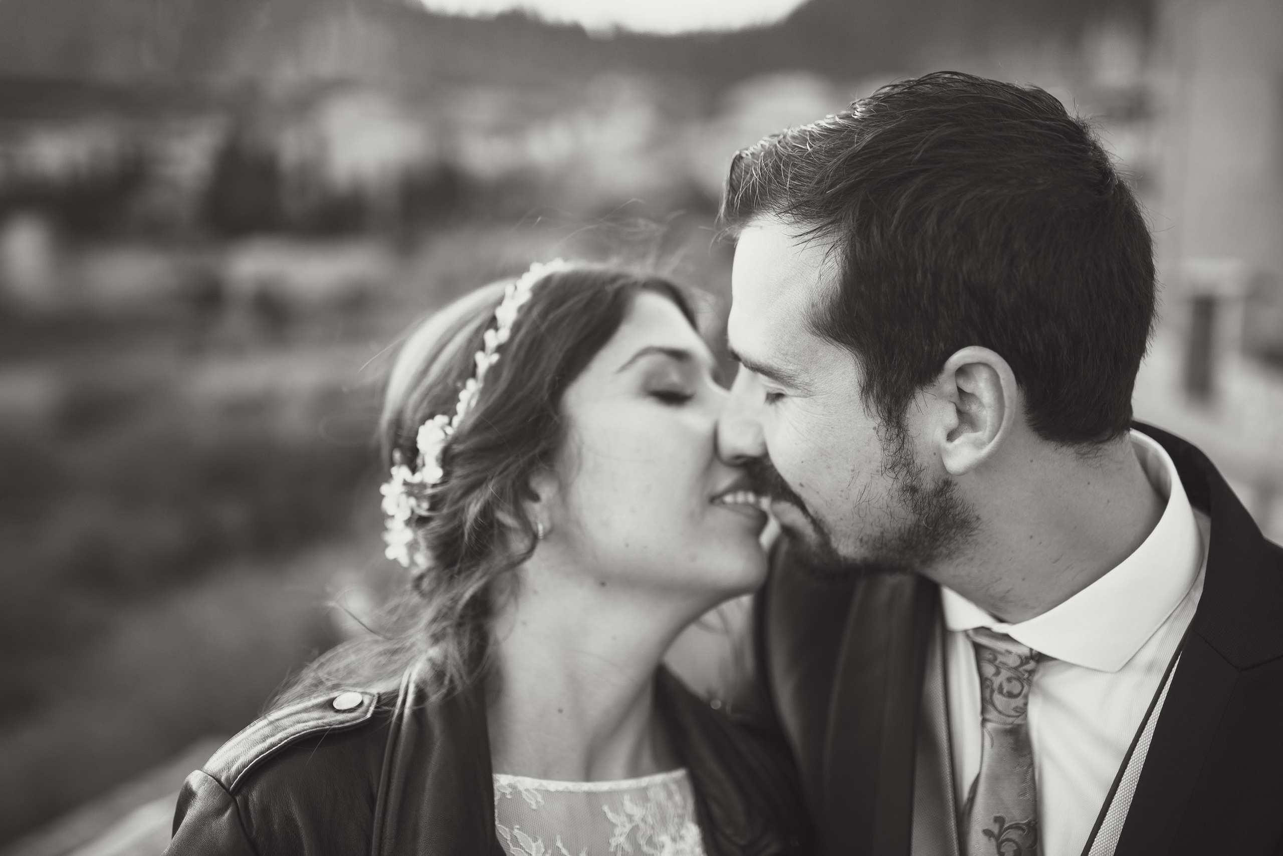 Postboda Alquezar - Patricia & Guillermo / Preboda en Pirineo. PIXLOVE - Fotógrafos de bodas Huesca Pirineos Zaragoza