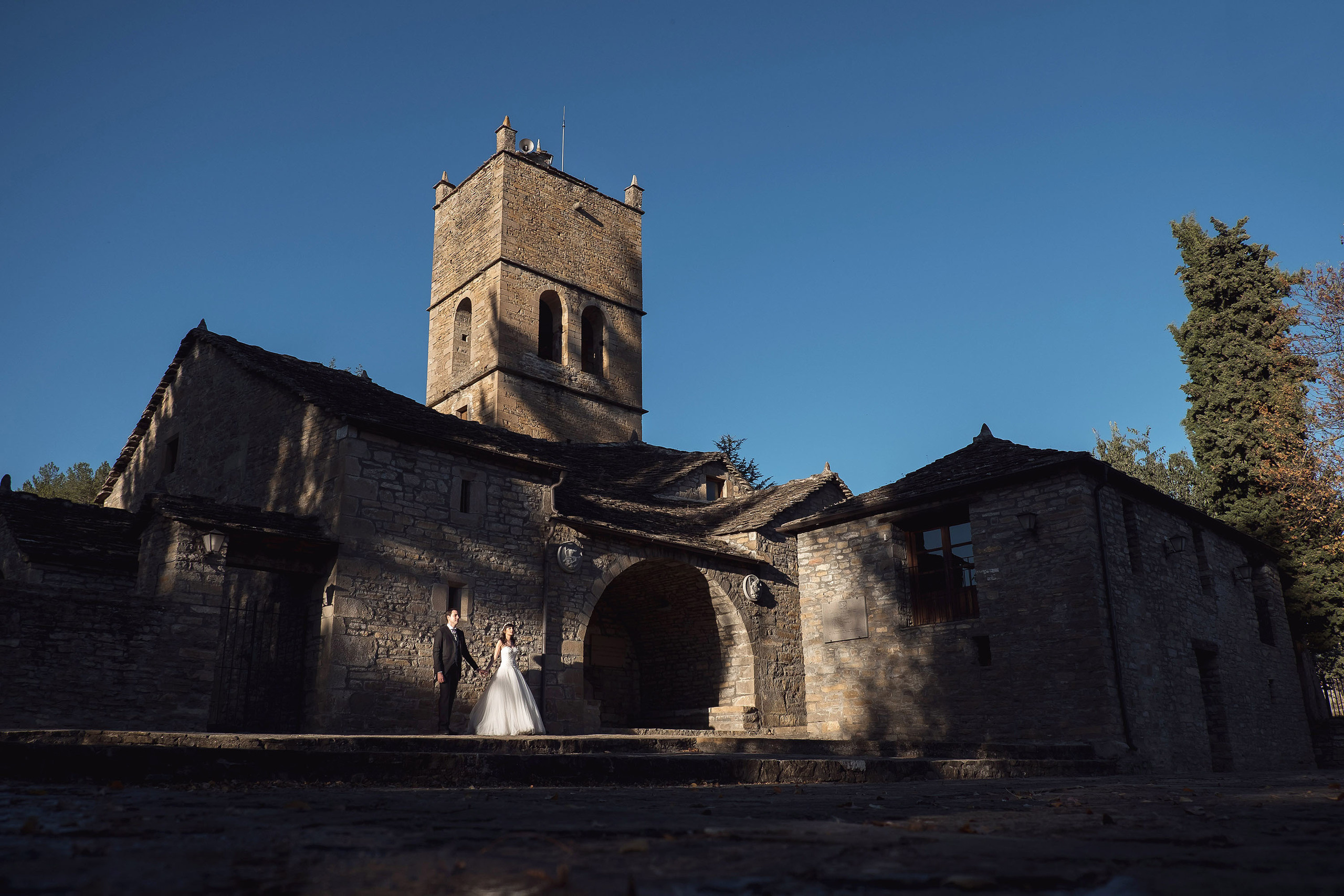 Postboda Morillo de Tou - Marta & Jorge - Fotografos boda Zaragoza. PIXLOVE - Fotógrafos de bodas Huesca Pirineos Zaragoza