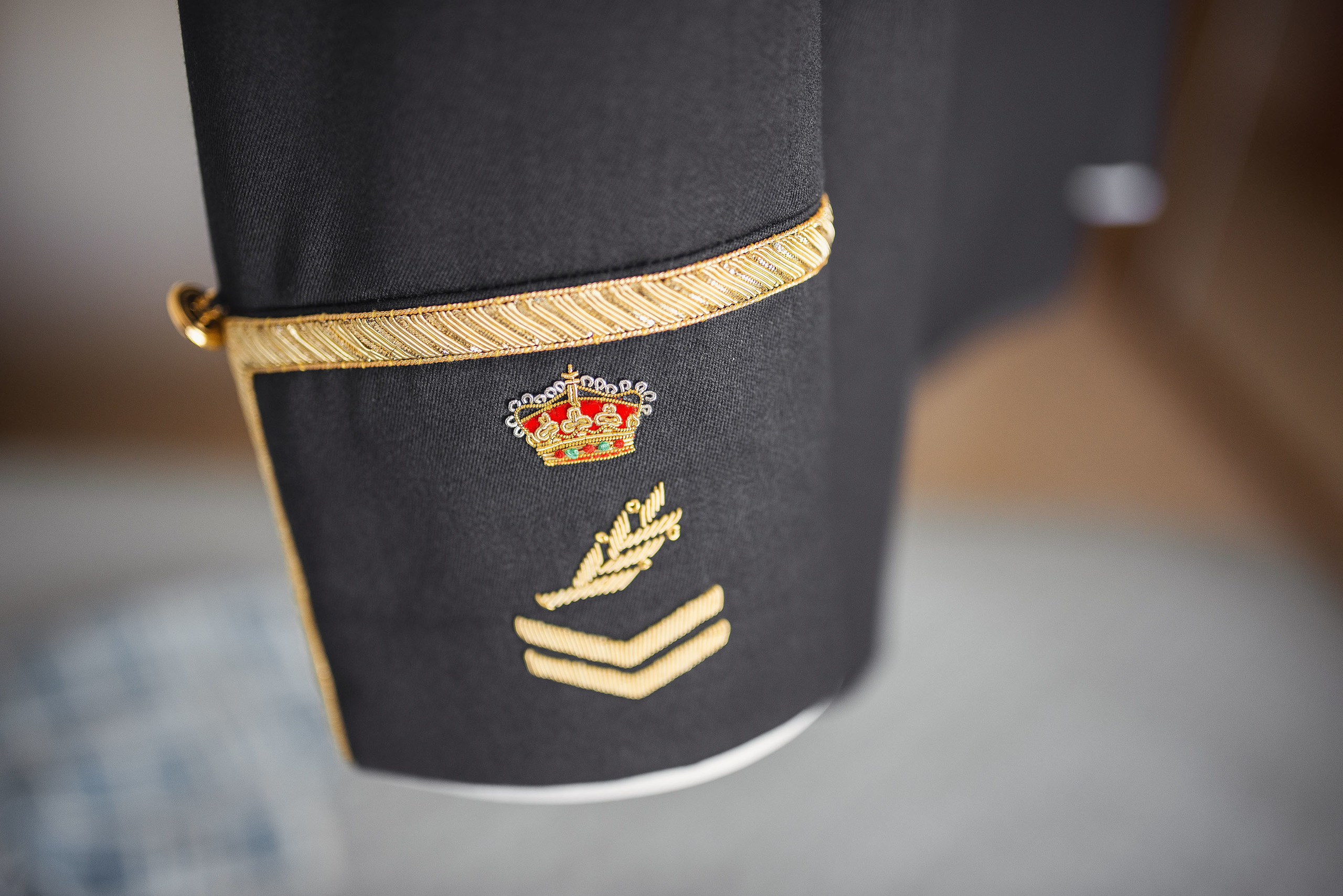 trajes militare novio Huesca
