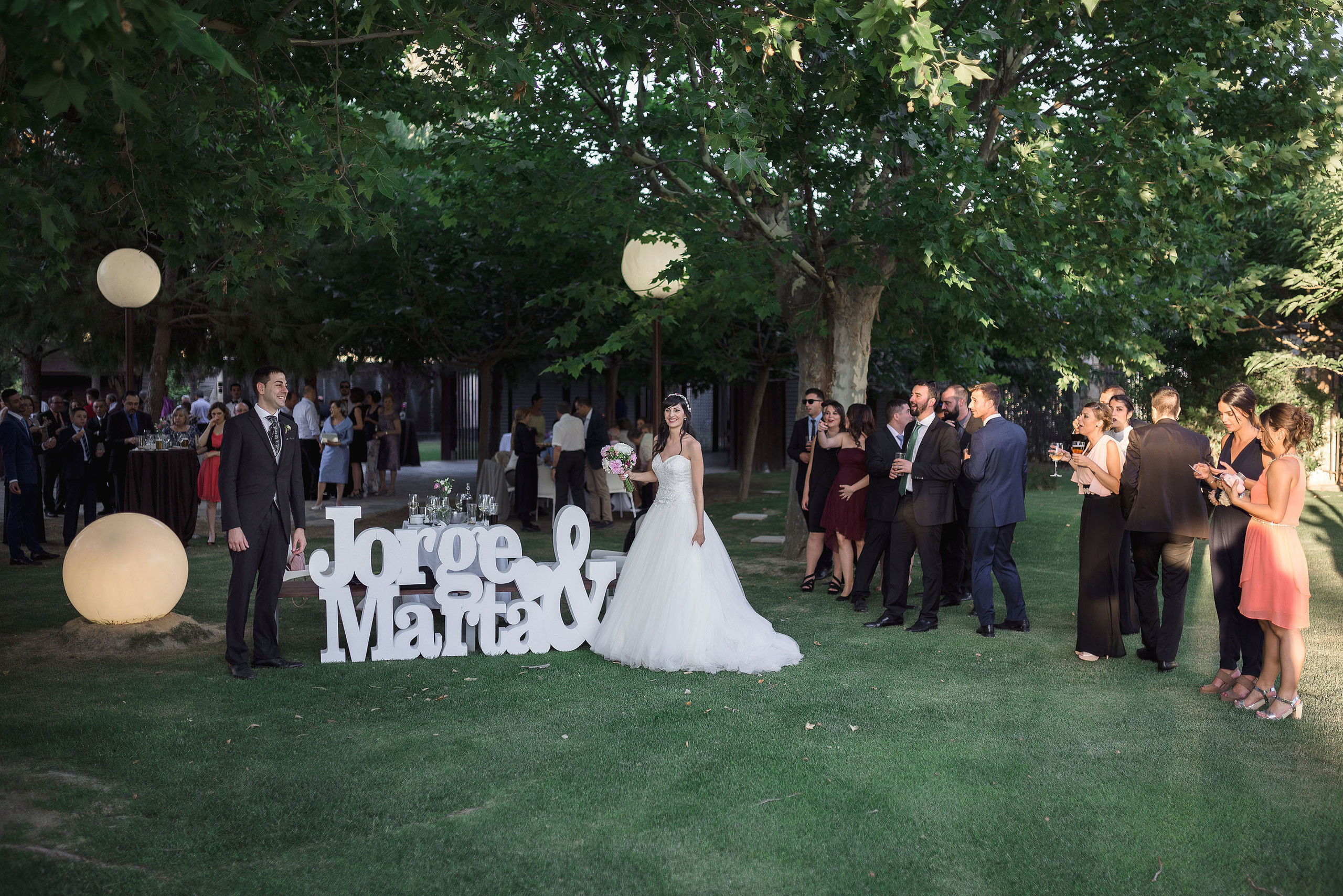 Boda Finca Sansui Zaragoza - Marta &J orge - Iglesia de Santa Isabel. PIXLOVE - Fotógrafos de bodas Huesca Pirineos Zaragoza