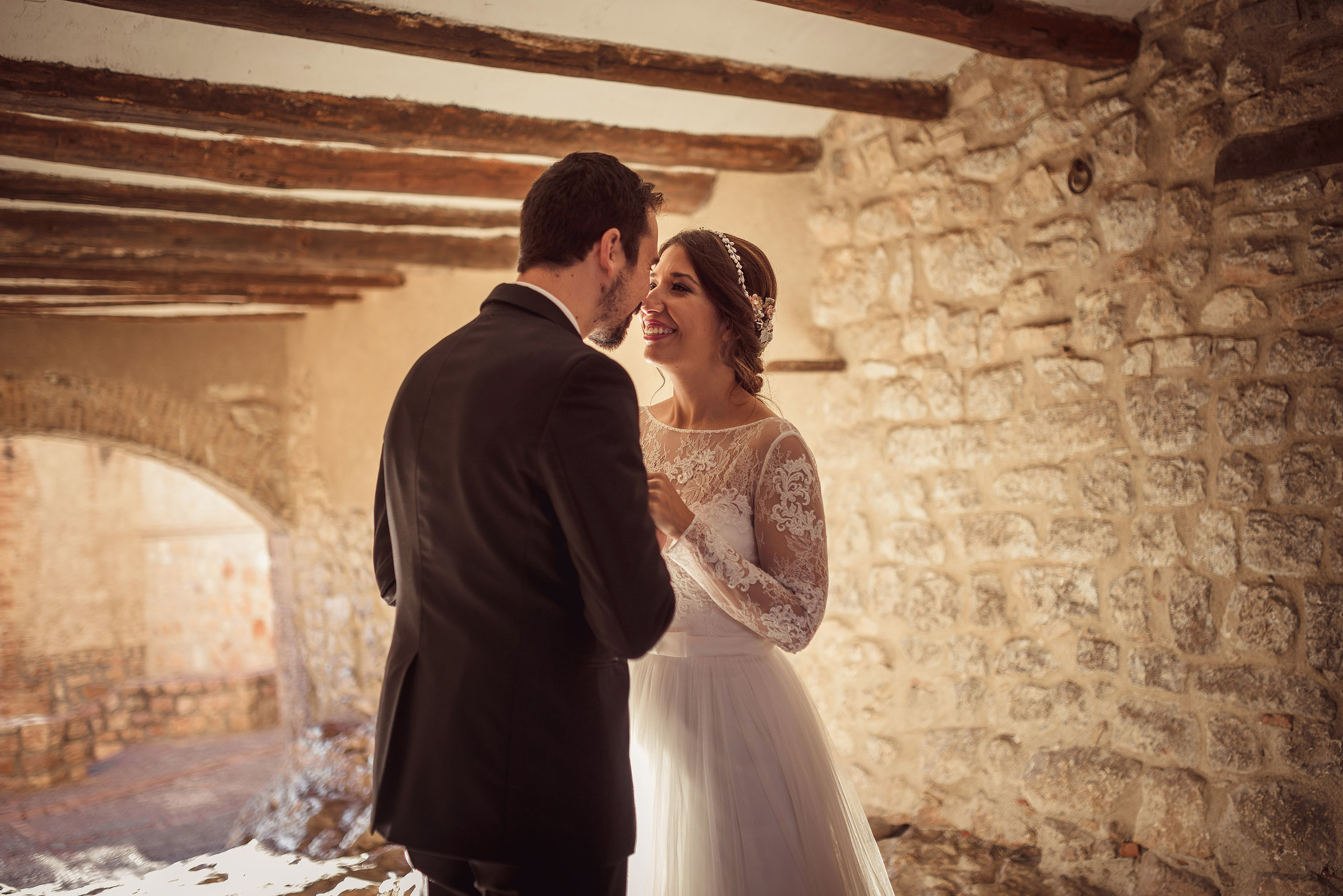 Postboda Alquezar - Patricia & Guillermo / Preboda en Pirineo. PIXLOVE - Fotógrafos de bodas Huesca Pirineos Zaragoza