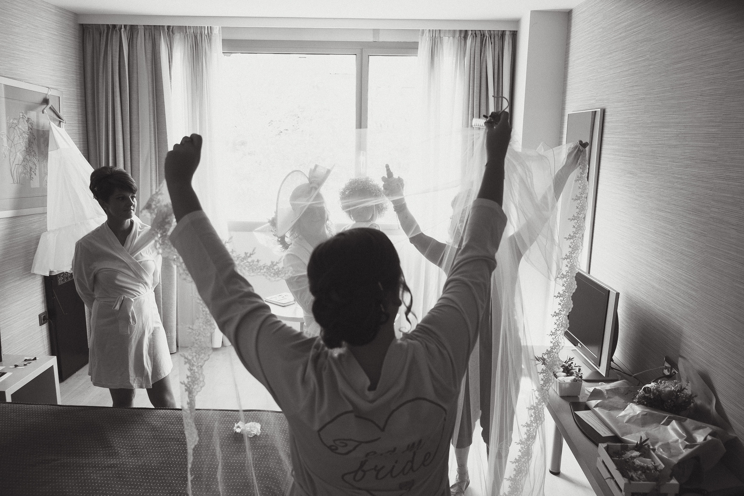 Boda Catedral Huesca - Abba Hotel - Hannah & Sergio. PIXLOVE - Fotógrafos de bodas Huesca Pirineos Zaragoza