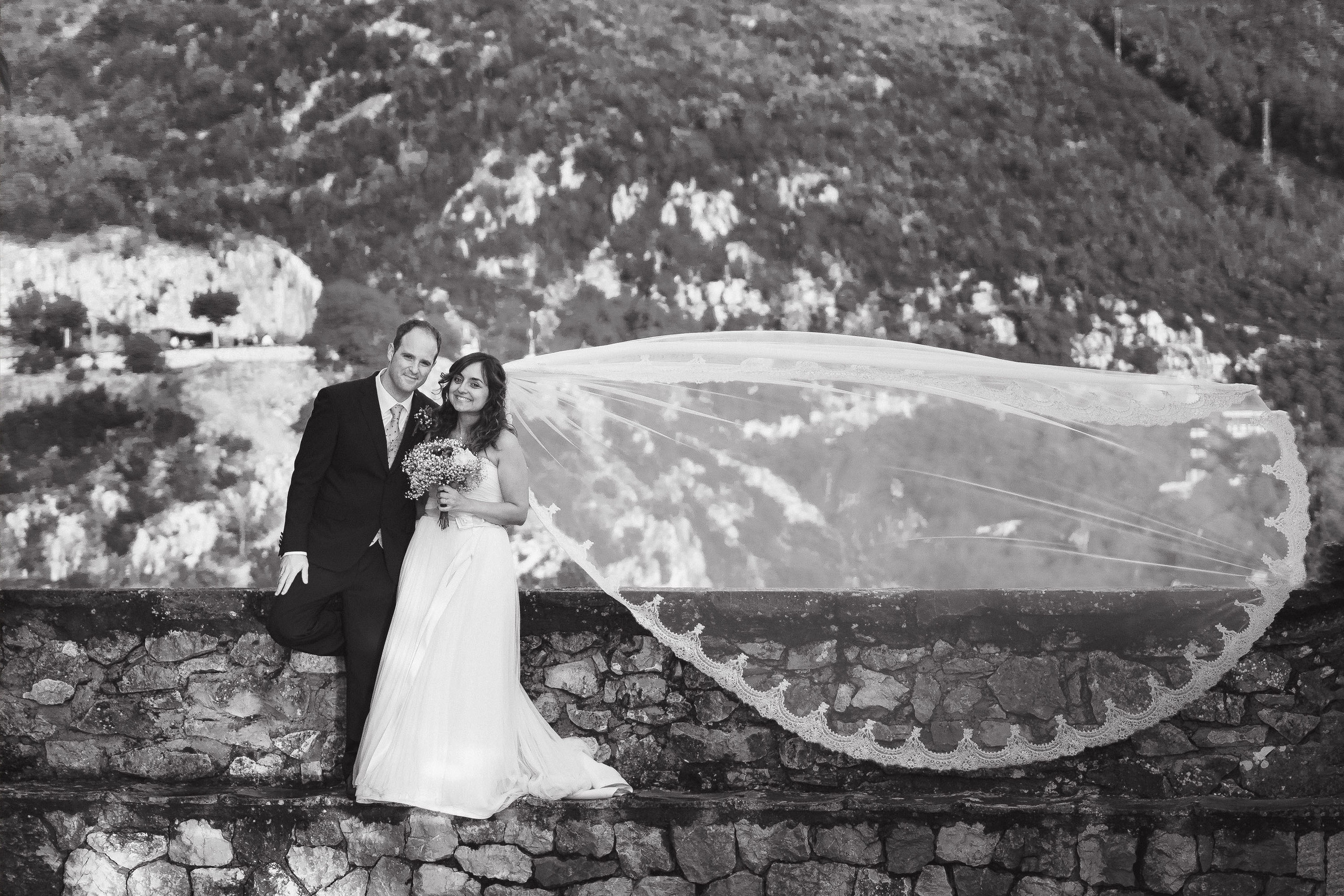 Boda Torreciudad - Hotel Palacio del Obispo - Patri & Dani. PIXLOVE - Fotógrafos de bodas Huesca Pirineos Zaragoza