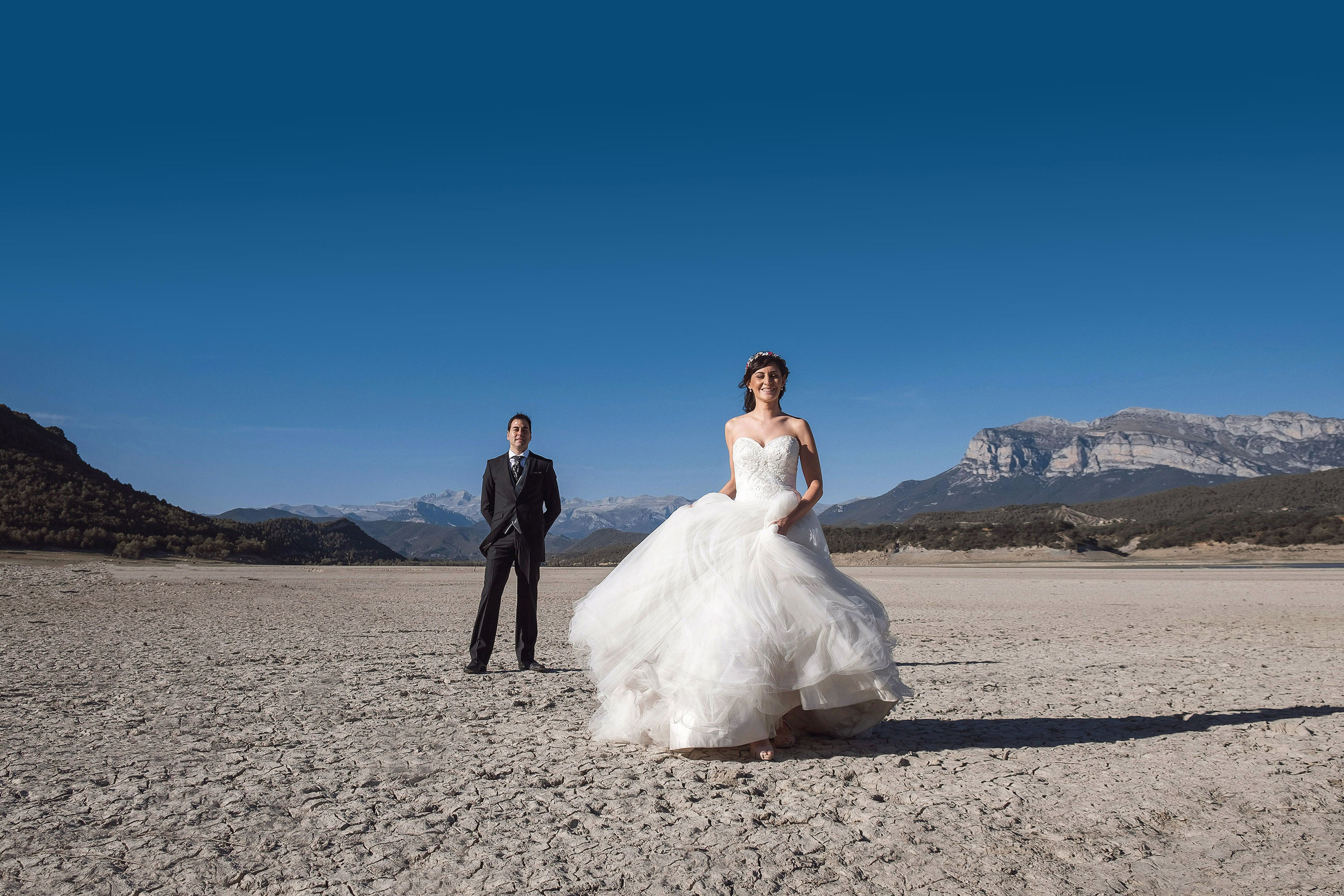 Postboda Morillo de Tou - Marta & Jorge - Fotografos boda Zaragoza. PIXLOVE - Fotógrafos de bodas Huesca Pirineos Zaragoza