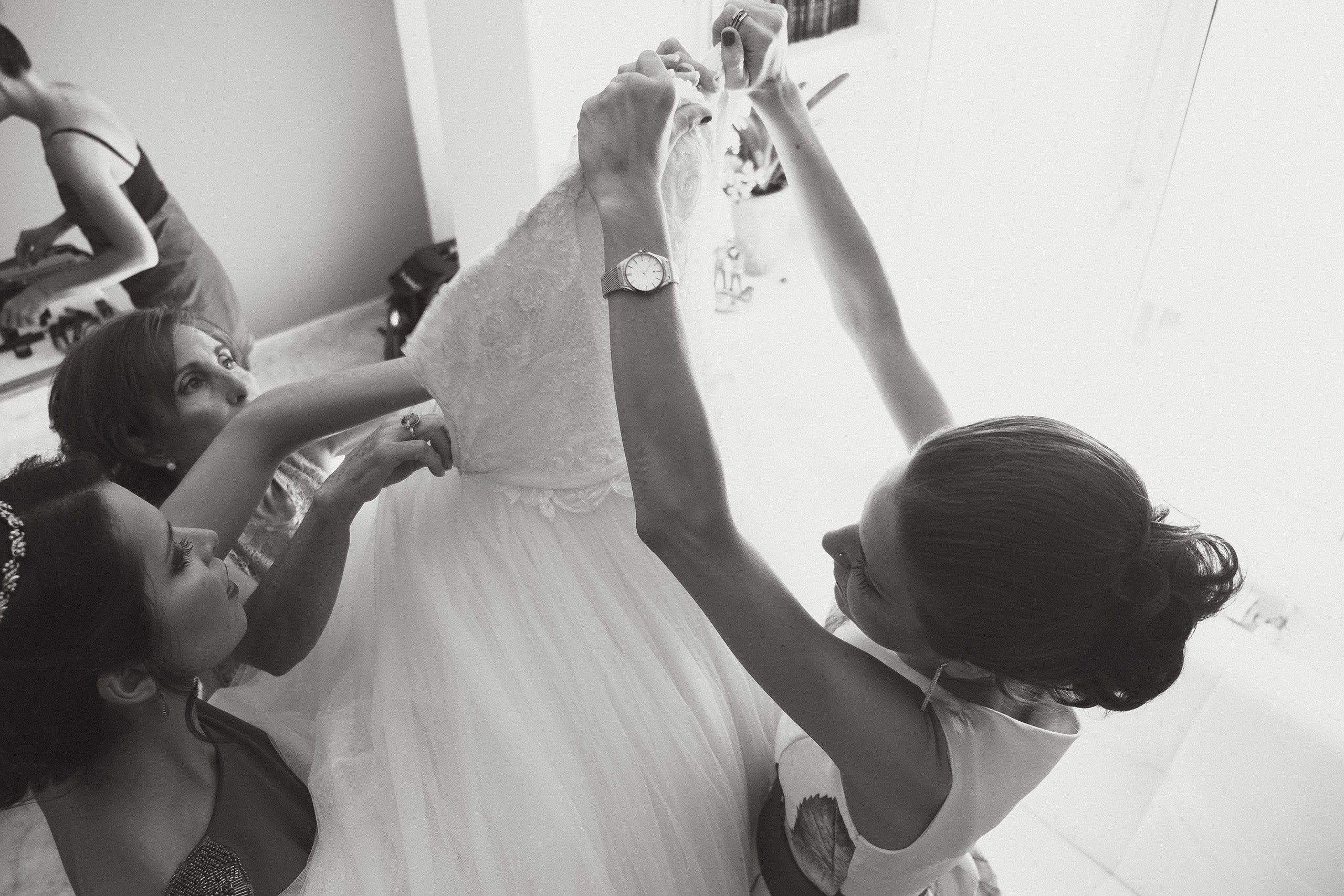 Boda Finca Sansui Zaragoza - Marta &J orge - Iglesia de Santa Isabel. PIXLOVE - Fotógrafos de bodas Huesca Pirineos Zaragoza