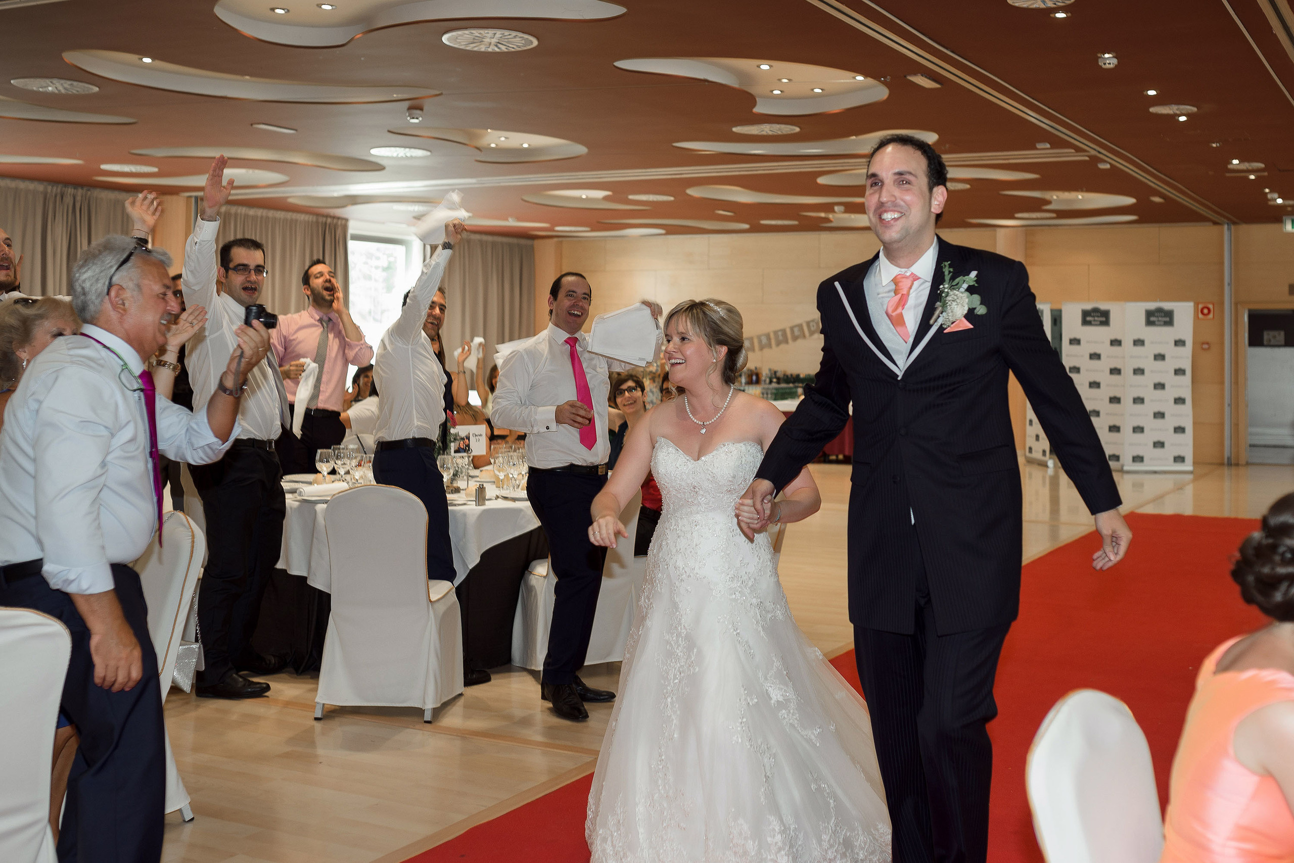 Boda Catedral Huesca - Abba Hotel - Hannah & Sergio. PIXLOVE - Fotógrafos de bodas Huesca Pirineos Zaragoza