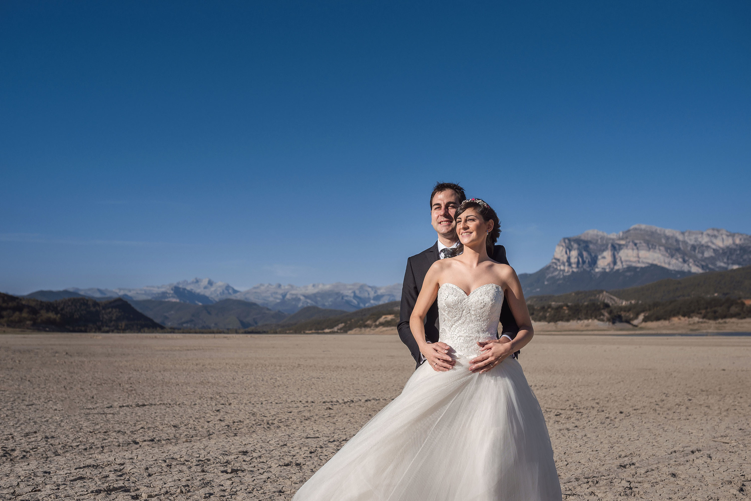 Postboda Morillo de Tou - Marta & Jorge - Fotografos boda Zaragoza. PIXLOVE - Fotógrafos de bodas Huesca Pirineos Zaragoza
