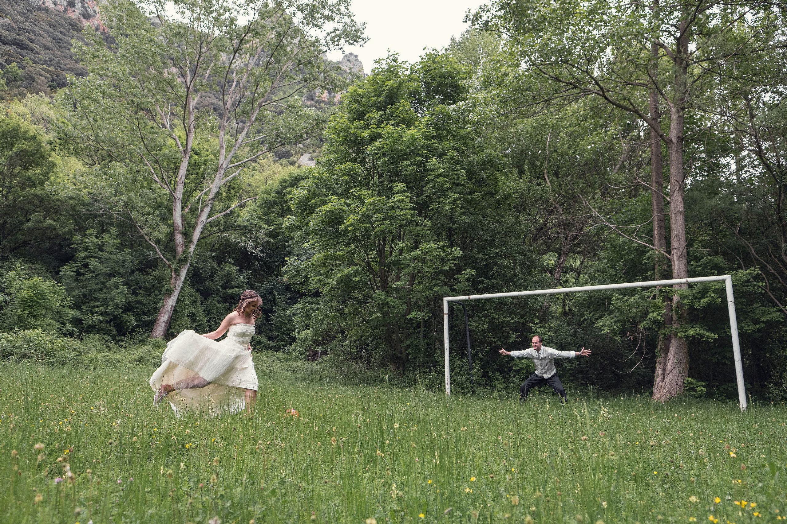 Postboda en el Monasterio de Obarra - Iglesia Santa María | Patri & Da. PIXLOVE - Fotógrafos de bodas Huesca Pirineos Zaragoza