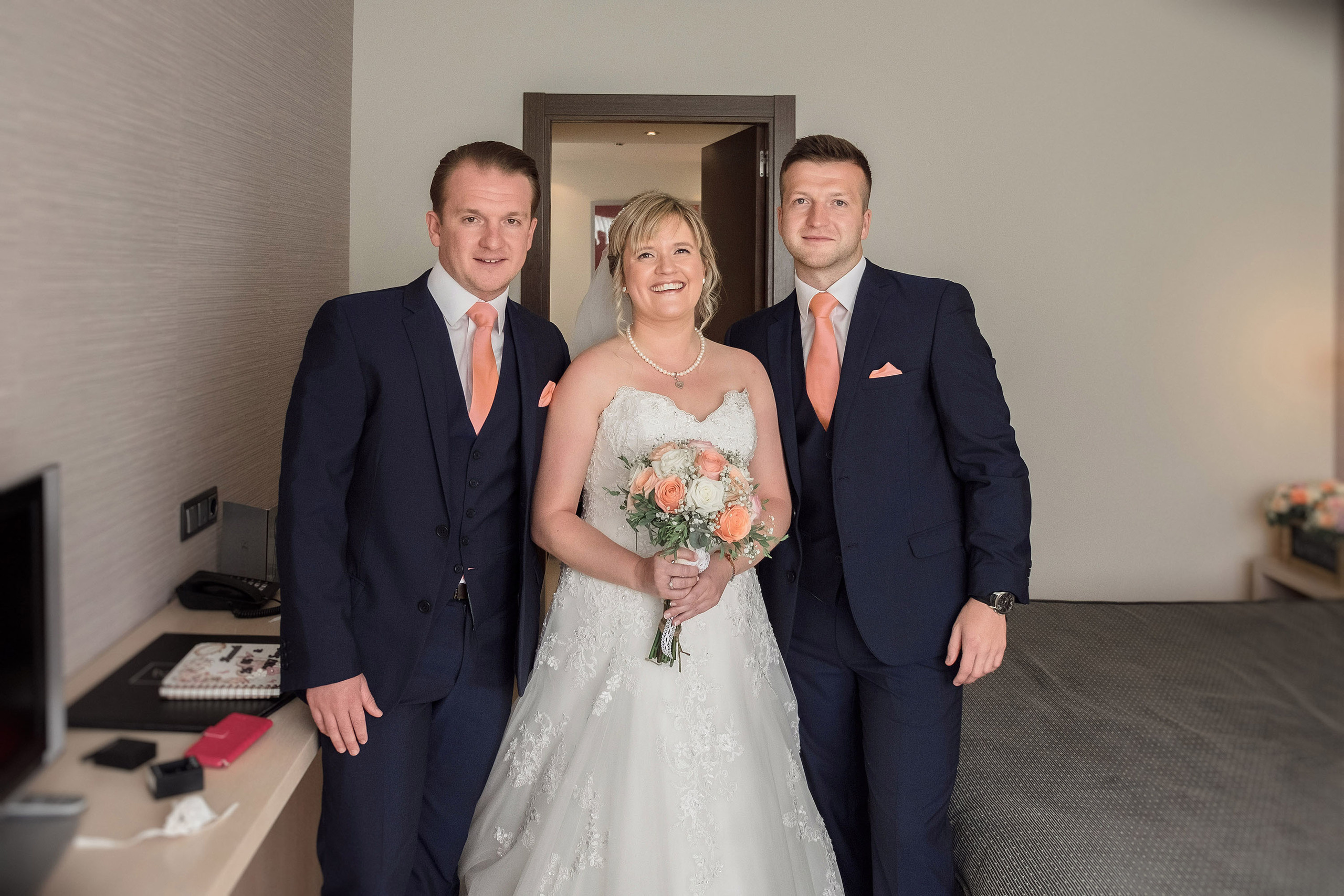 Boda Catedral Huesca - Abba Hotel - Hannah & Sergio. PIXLOVE - Fotógrafos de bodas Huesca Pirineos Zaragoza