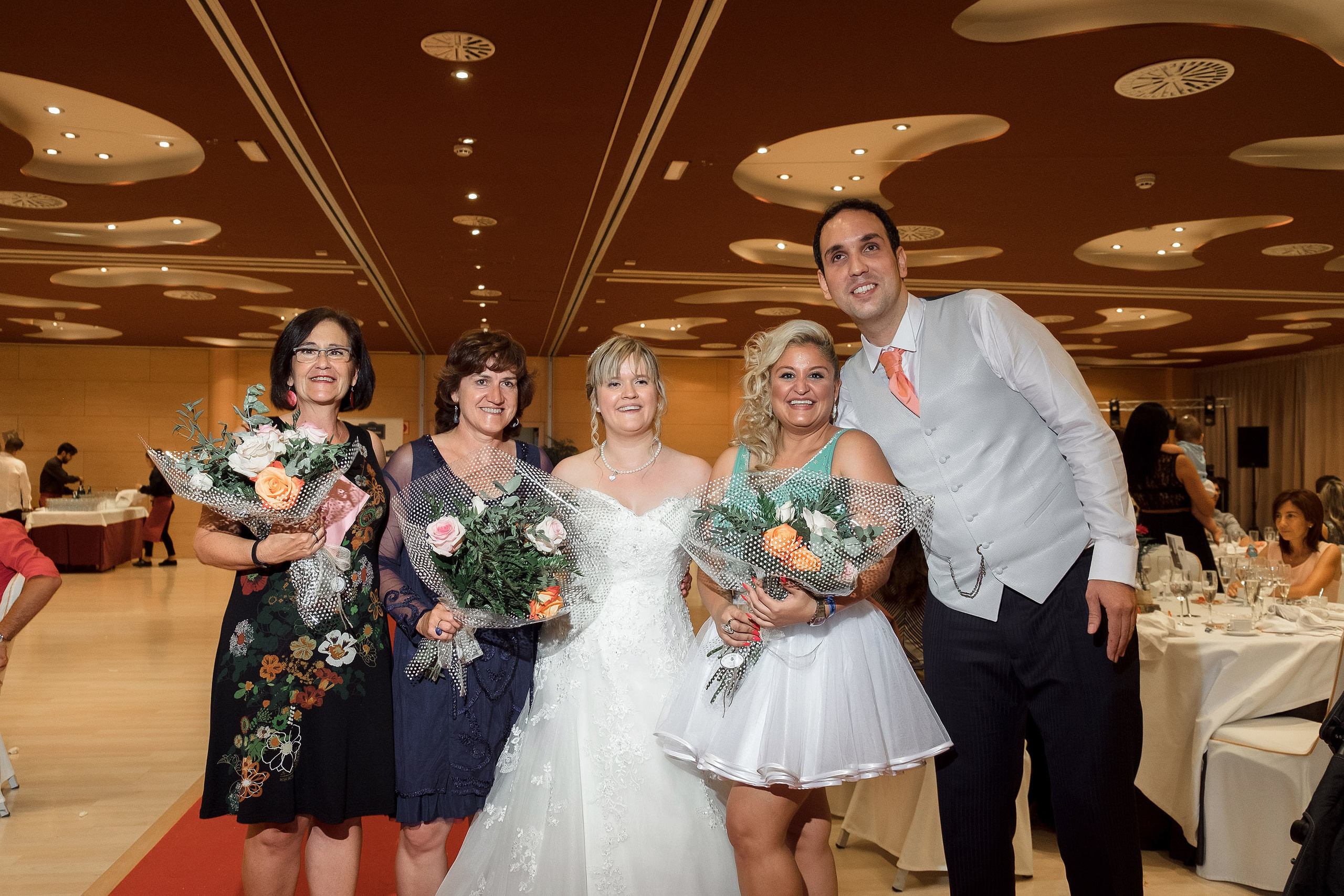 Boda Catedral Huesca - Abba Hotel - Hannah & Sergio. PIXLOVE - Fotógrafos de bodas Huesca Pirineos Zaragoza