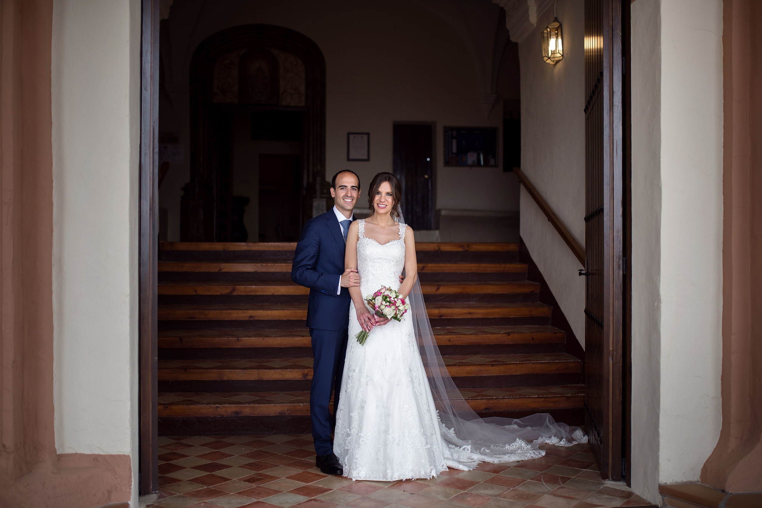 novios en ermita de Nuestra Señora del Pueyo