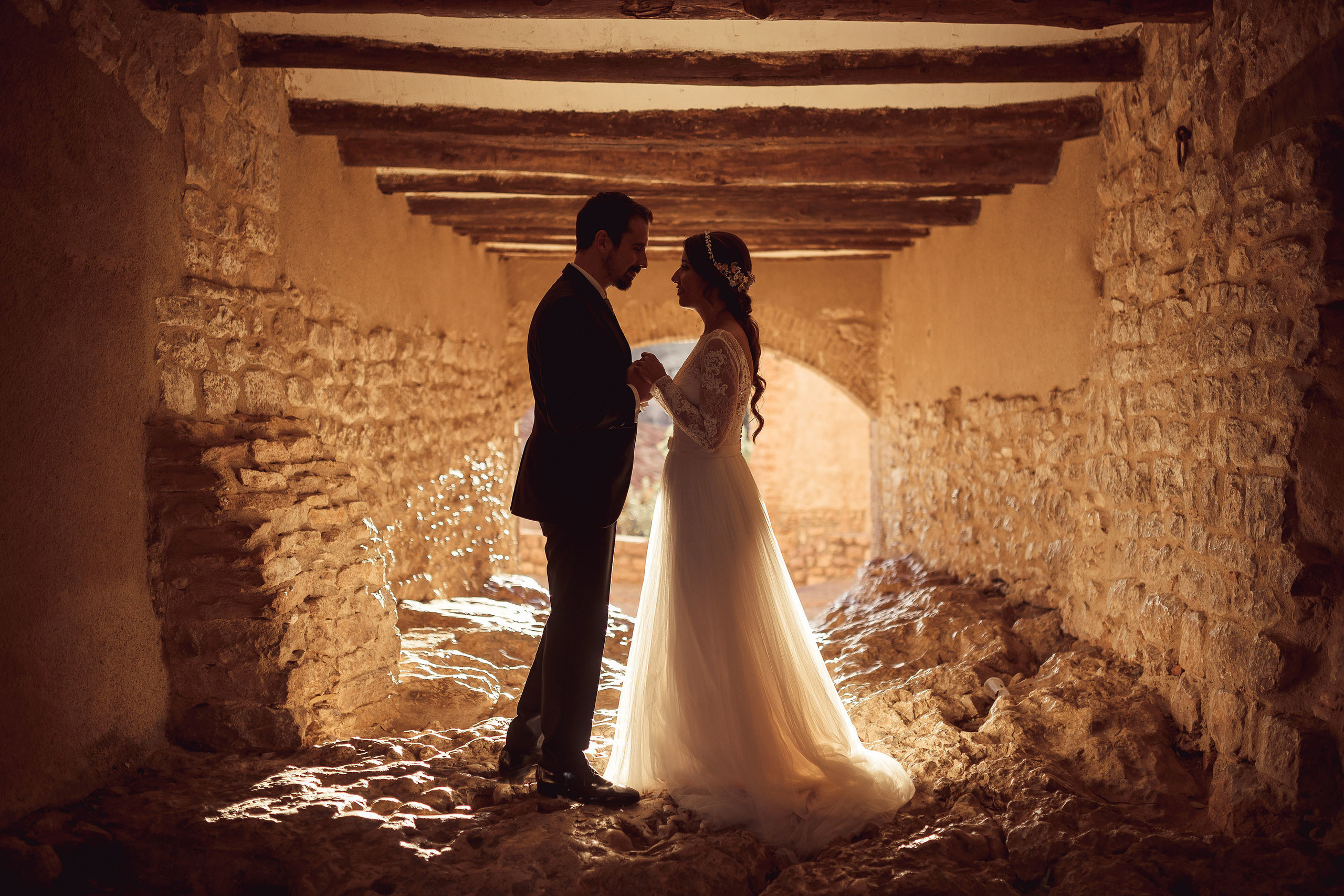 Postboda Alquezar - Patricia & Guillermo / Preboda en Pirineo. PIXLOVE - Fotógrafos de bodas Huesca Pirineos Zaragoza