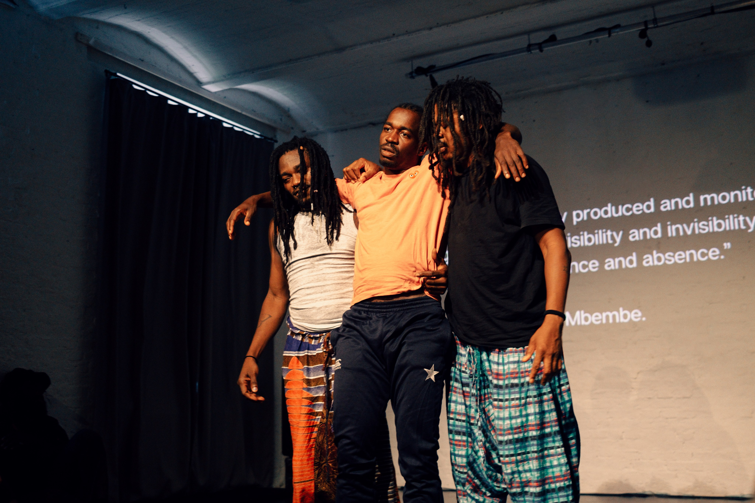 Tatwerk — Performance. Professional Photographer in Berlin — Portraits, Love Story, Events, F