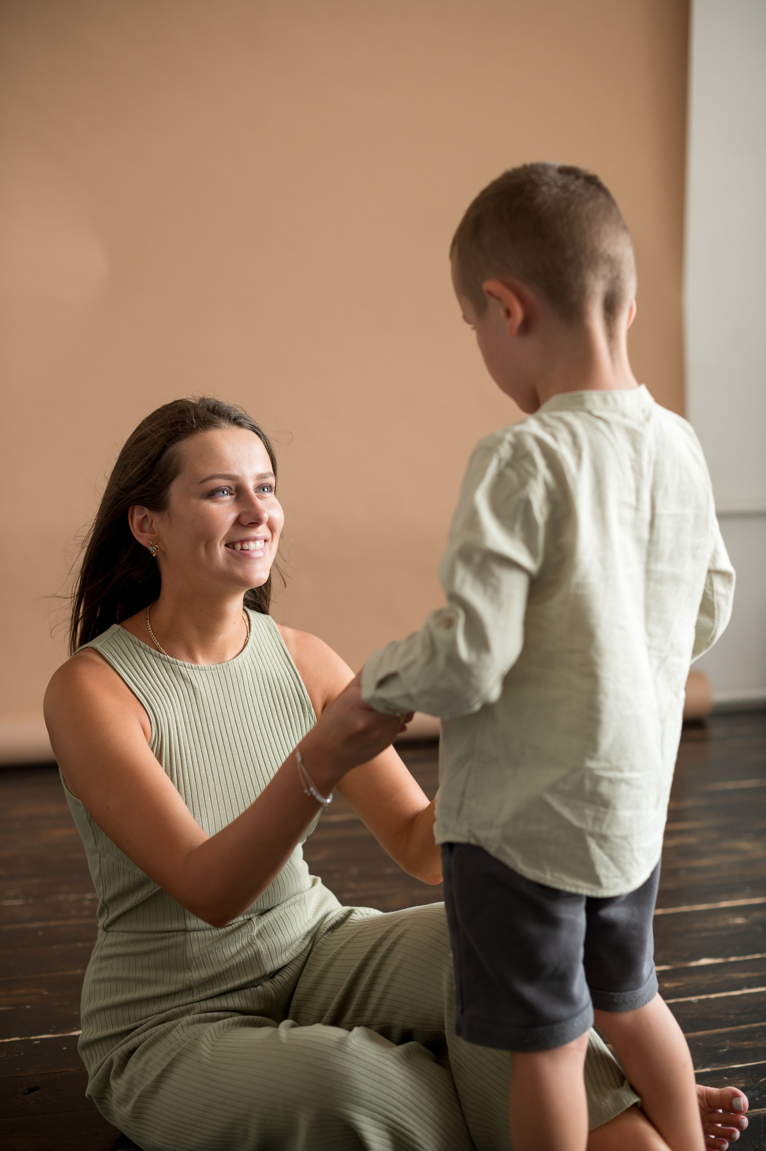 Семейная фотосессия в студии. Семейный и детский фотограф в Минске Надежда Савицкая