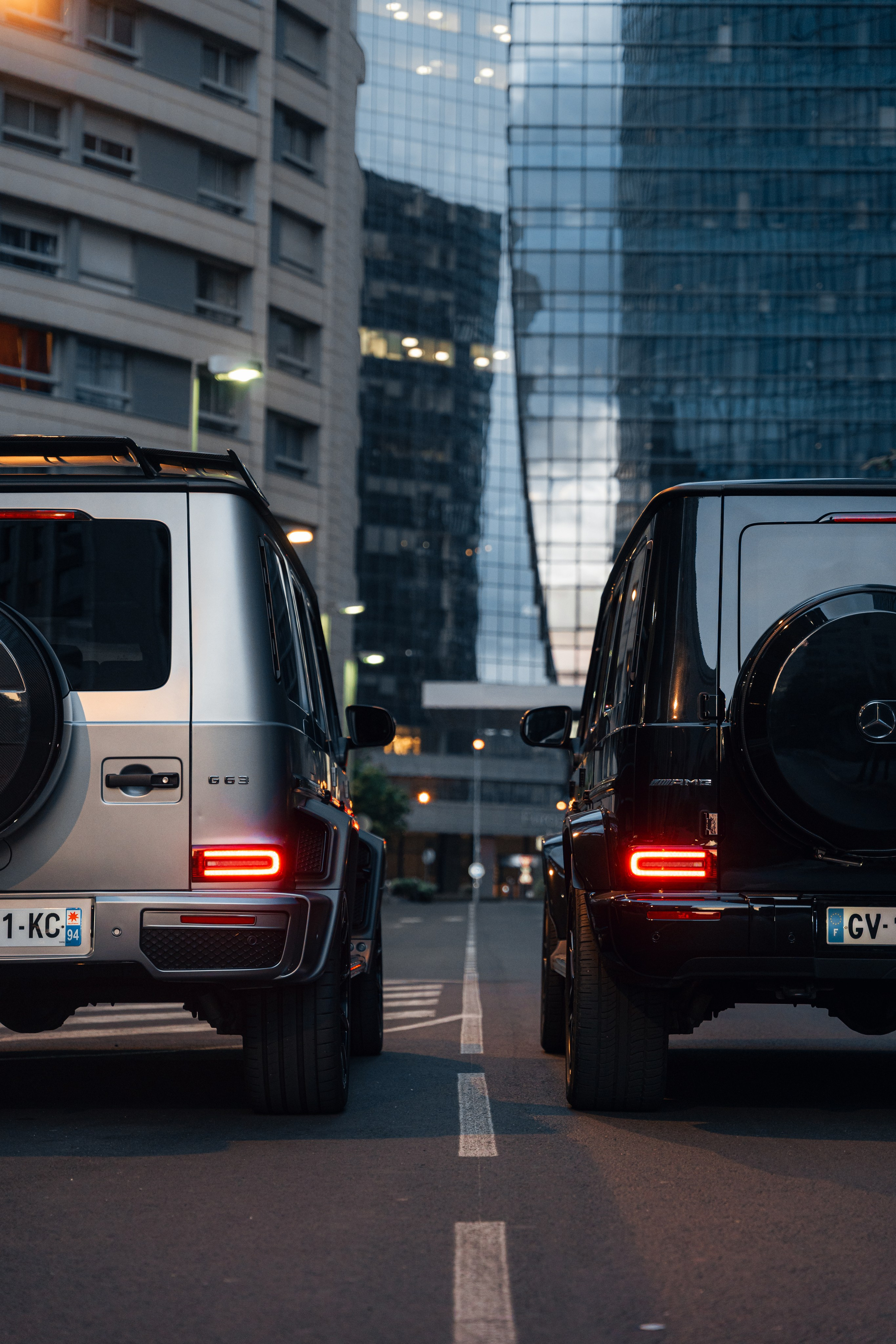 Mercedes G63 La Defense. Photographer in Paris — Vitalii Motruk