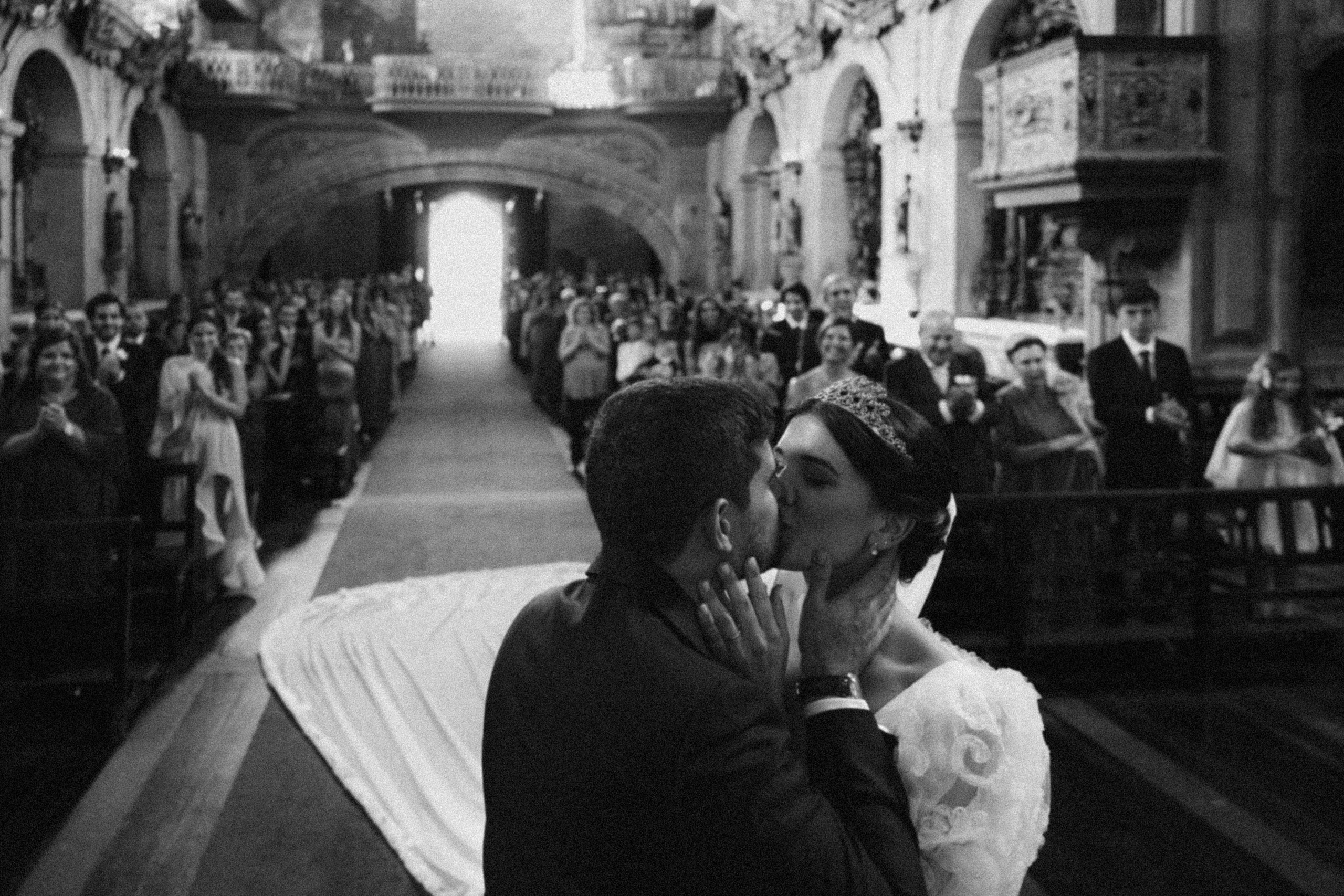 Camila & João at Palacio da Igreja Velha — Guimarães. Lisbon Wedding Photographer | Timeless Documentary Wedding Photography