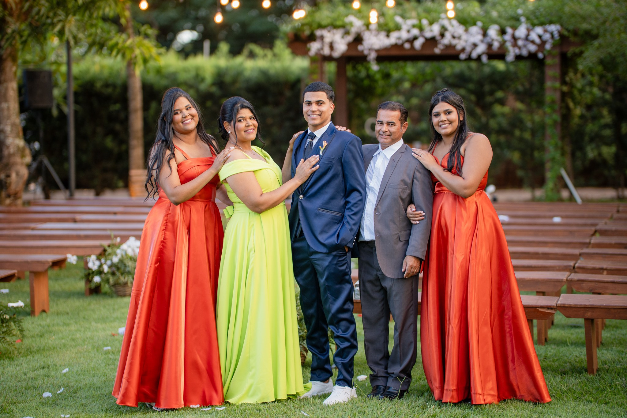 Larissa & Vinicius — Espaço Faveral / Aararaquara. Robson Colaço